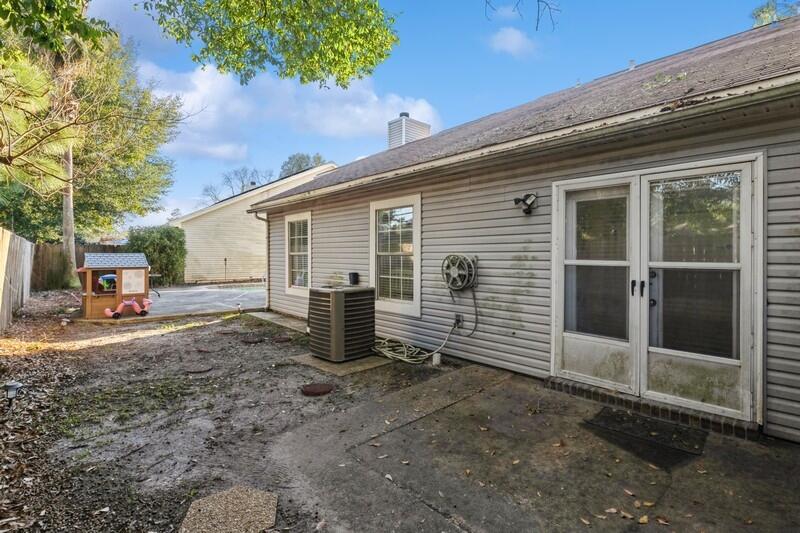 CANTERBURY WOODS 1ST ADDN - Residential