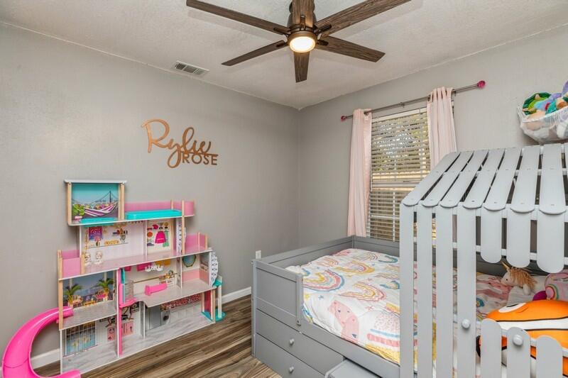 CANTERBURY WOODS 1ST ADDN - Residential