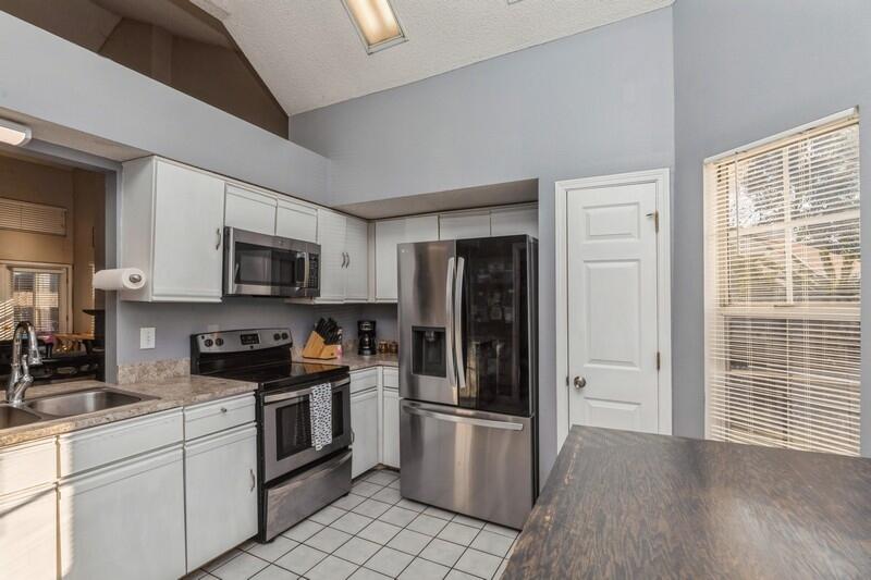 CANTERBURY WOODS 1ST ADDN - Residential