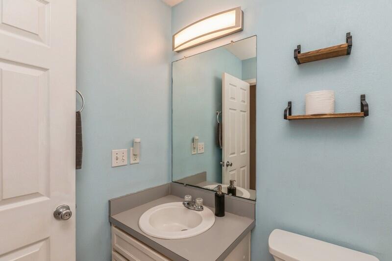 CANTERBURY WOODS 1ST ADDN - Residential