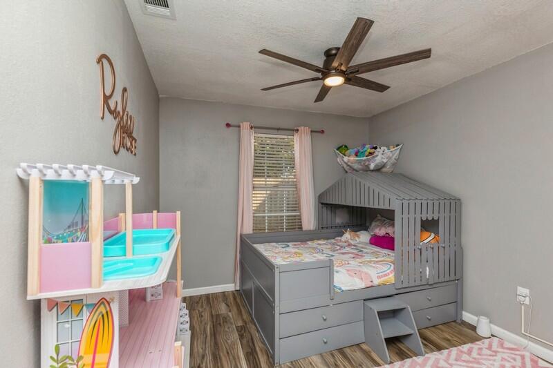 CANTERBURY WOODS 1ST ADDN - Residential