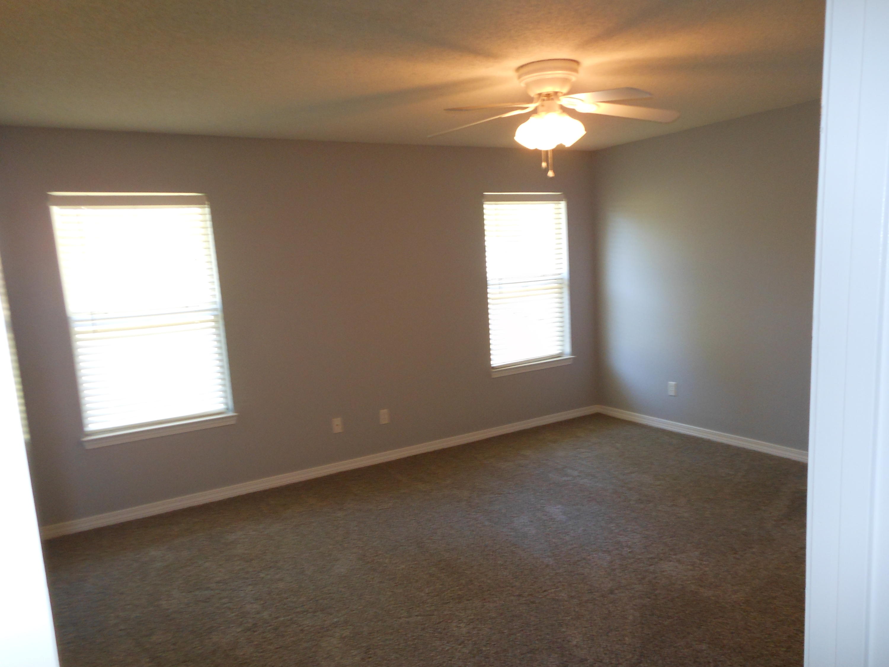 NORTHVIEW ESTATES 5TH ADDN - Residential