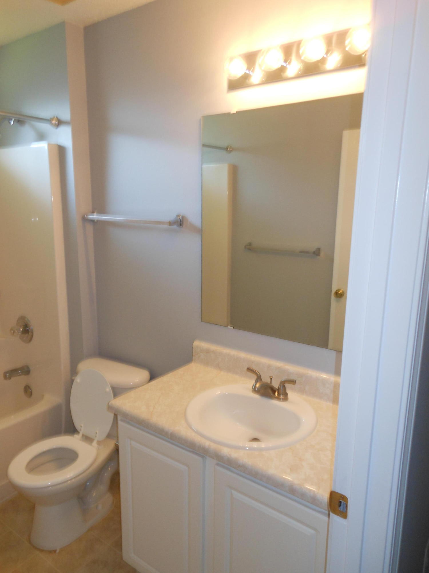 NORTHVIEW ESTATES 5TH ADDN - Residential