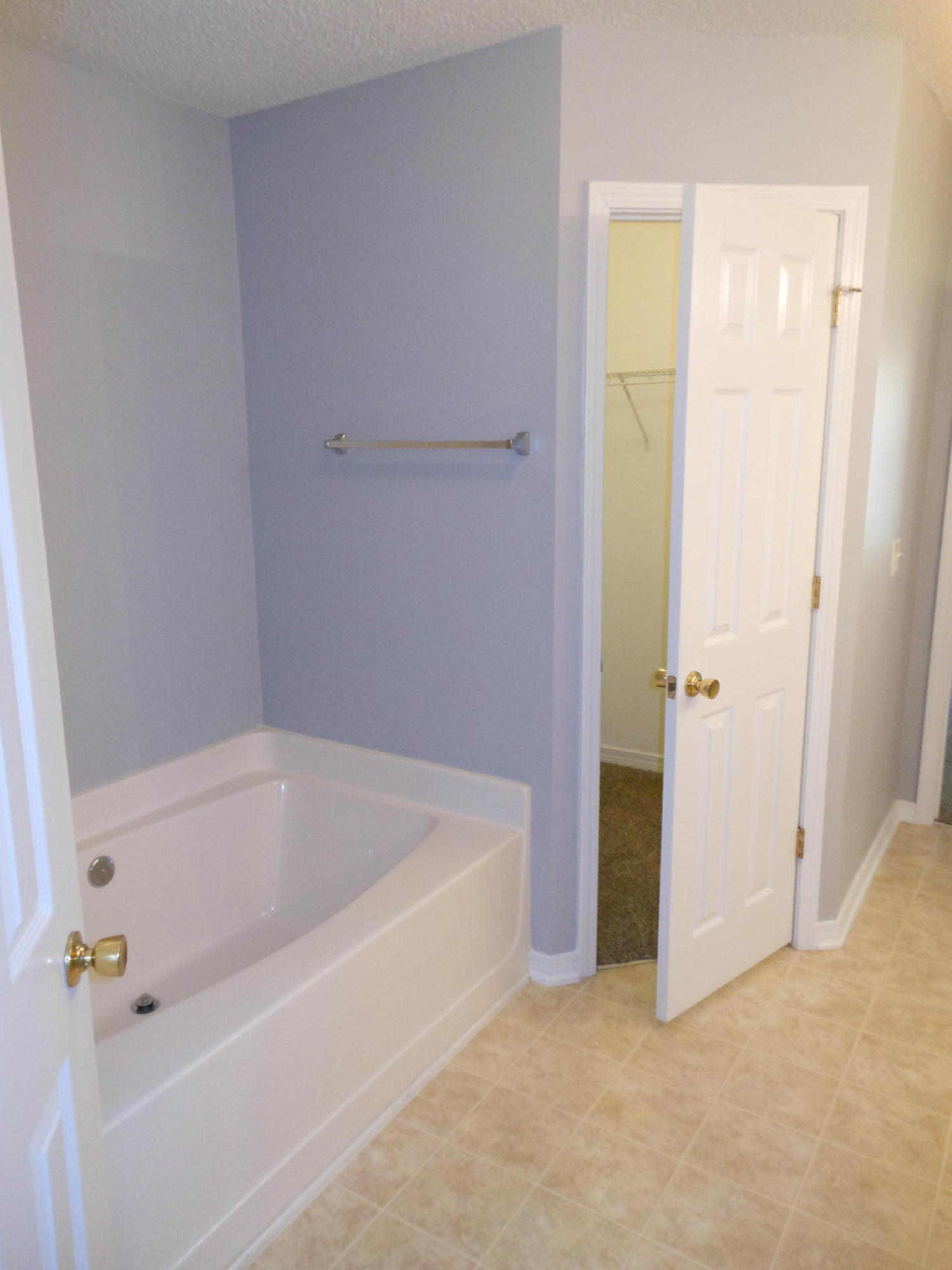 NORTHVIEW ESTATES 5TH ADDN - Residential