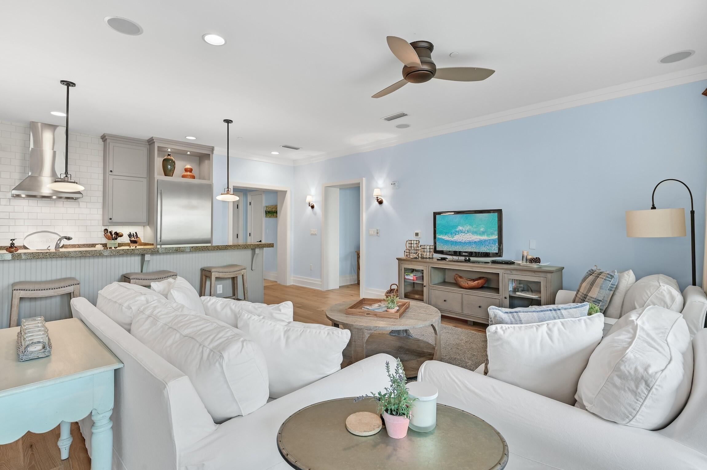 Waterhouse Condo - Residential