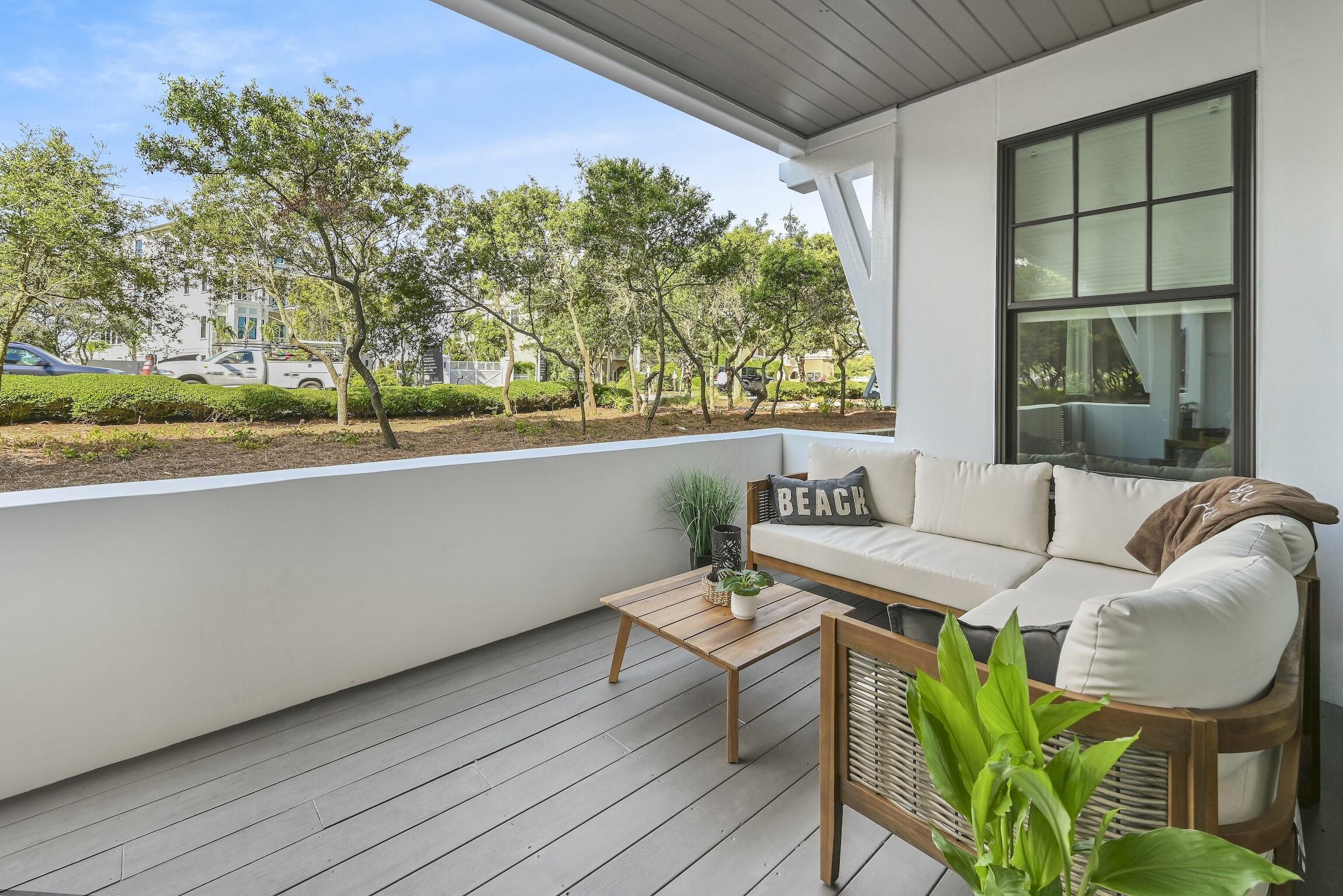 Waterhouse Condo - Residential