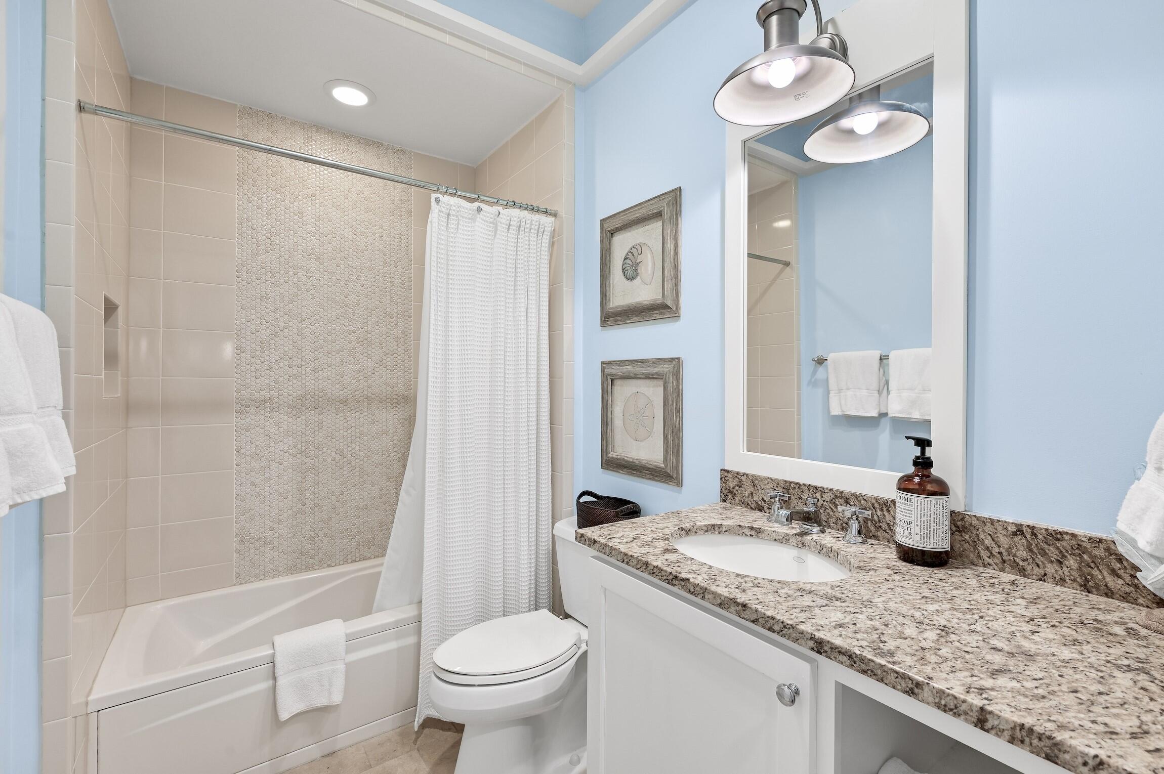 Waterhouse Condo - Residential