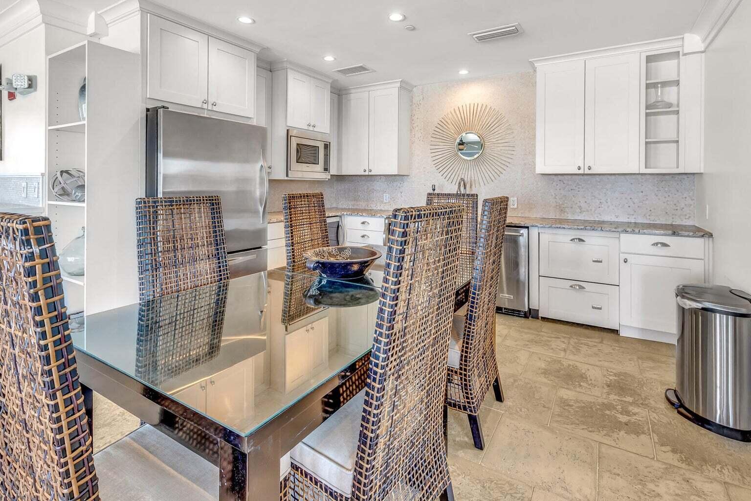 Waterhouse Condo - Residential