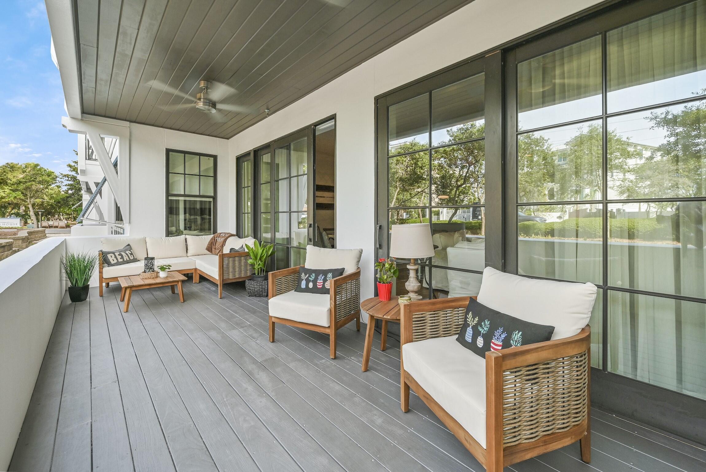 Waterhouse Condo - Residential