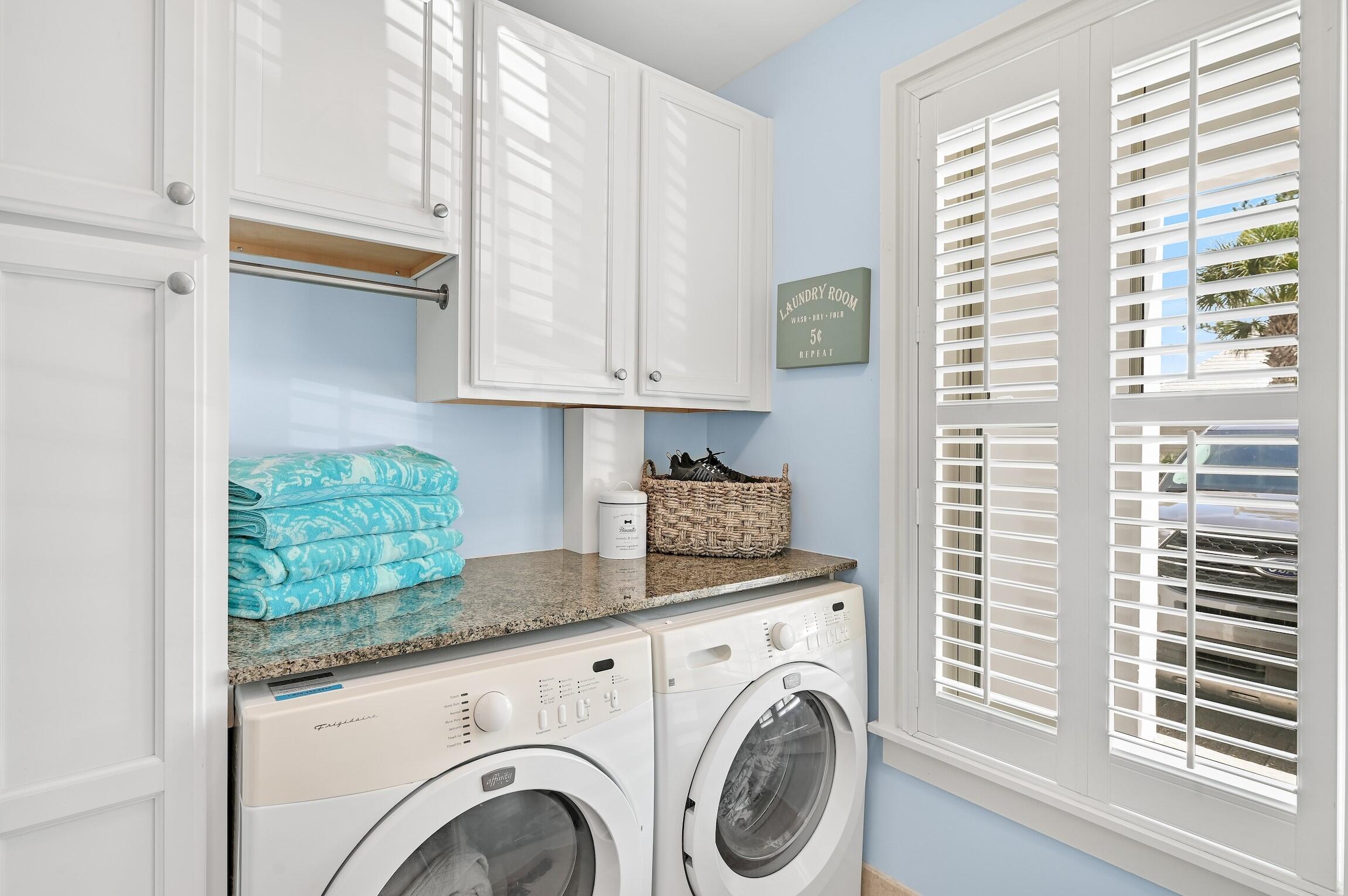 Waterhouse Condo - Residential