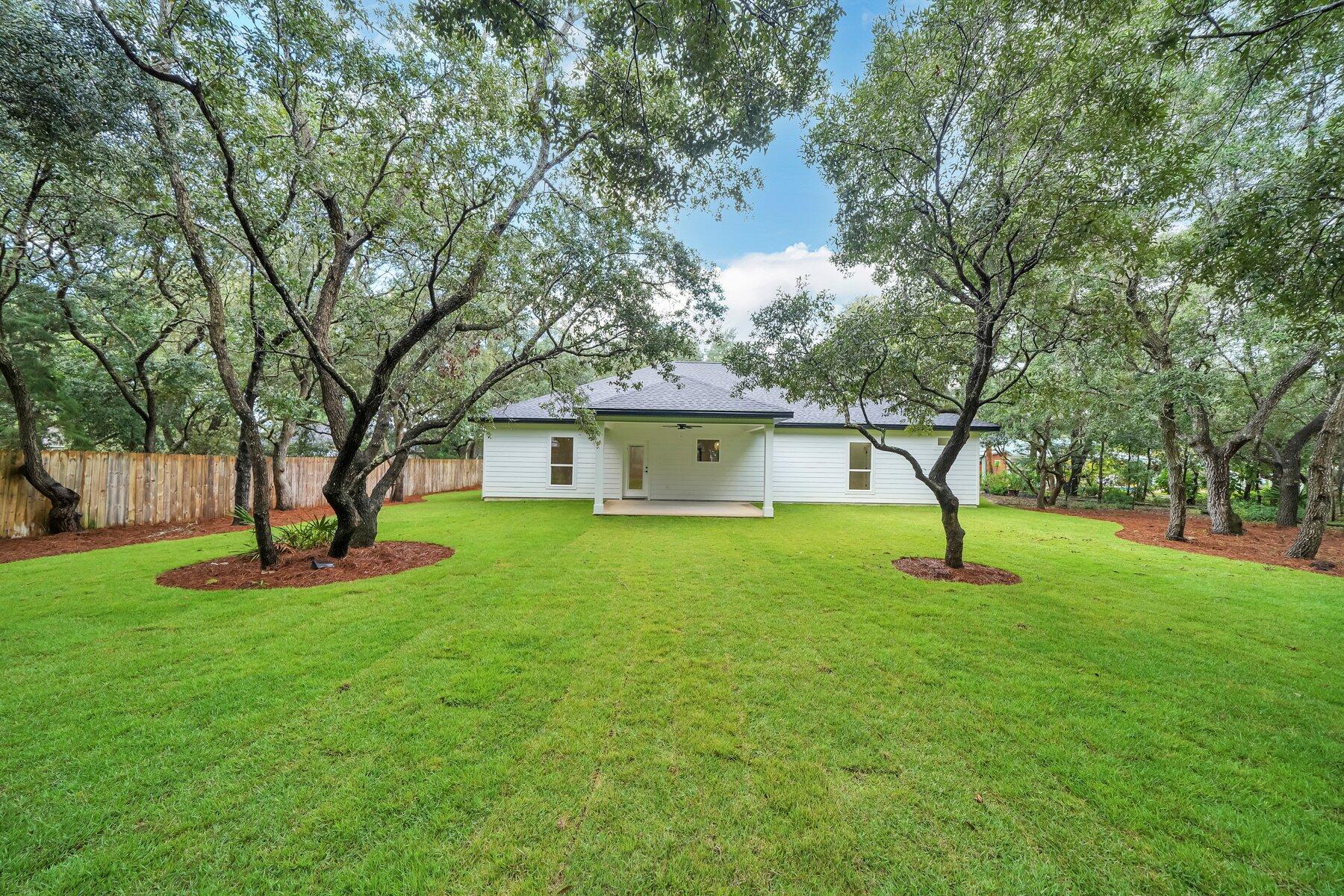 NAVARRE S/D 2ND ADDN - Residential