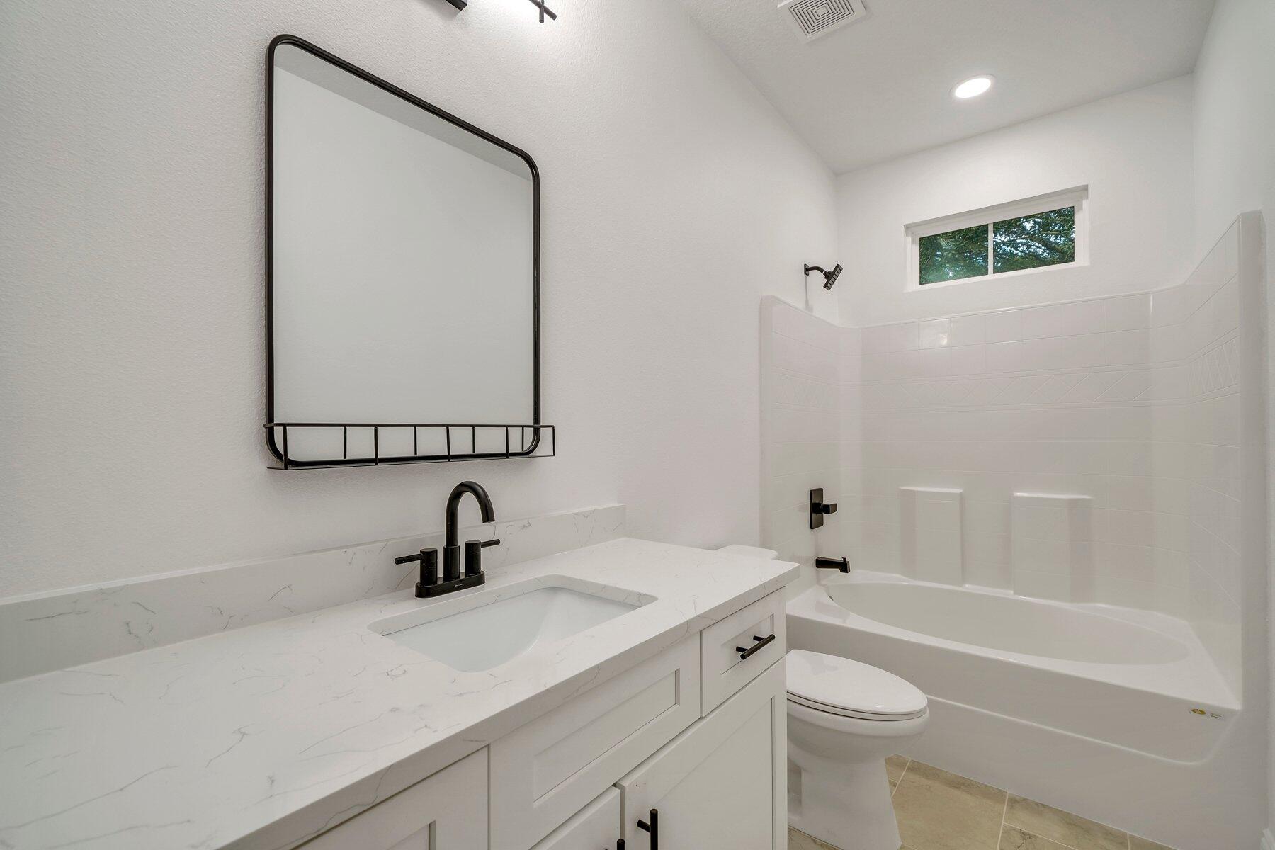 NAVARRE S/D 2ND ADDN - Residential