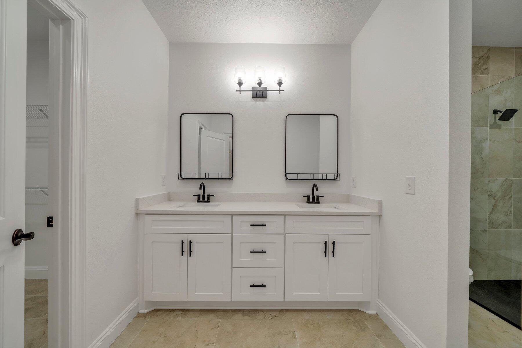 NAVARRE S/D 2ND ADDN - Residential