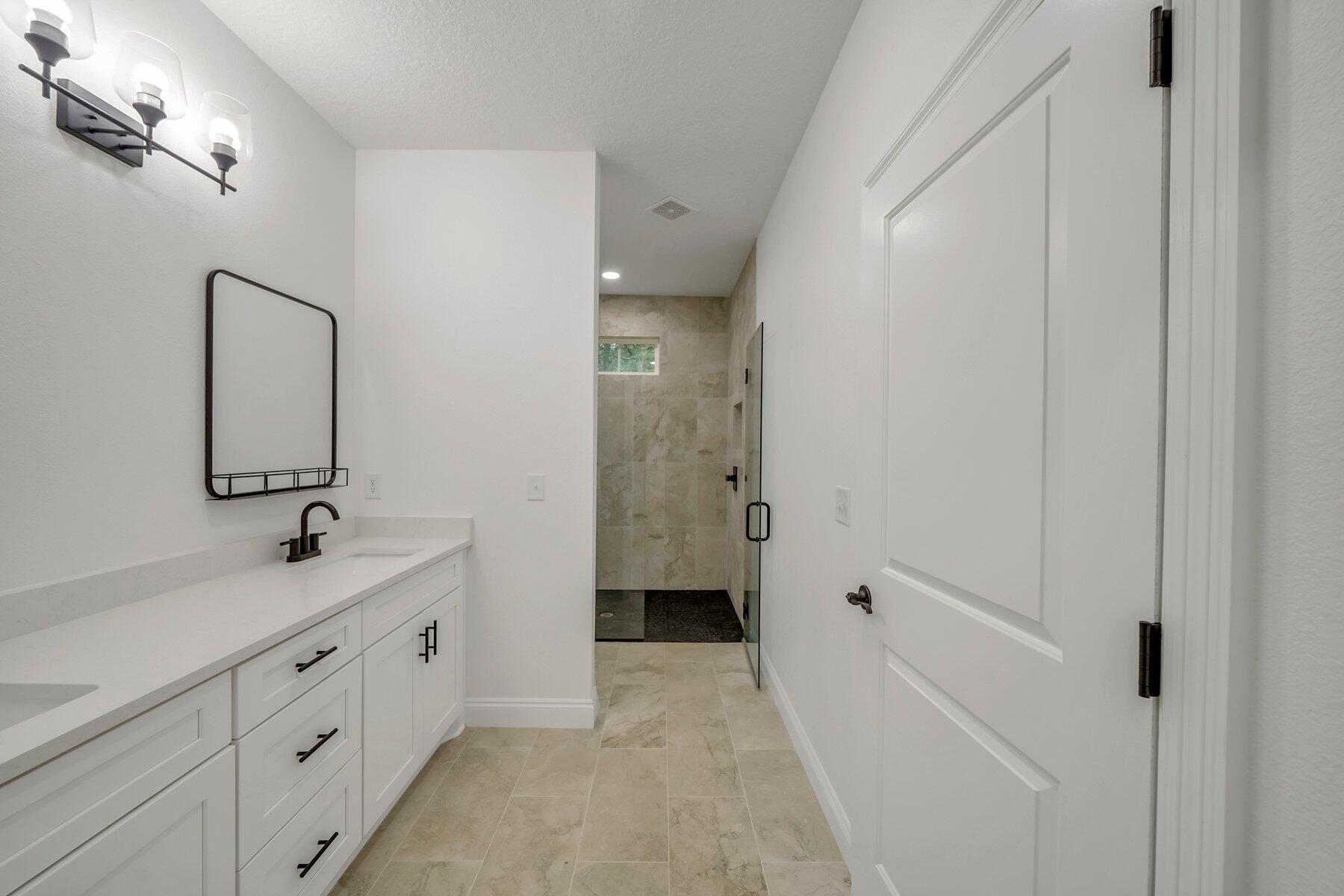 NAVARRE S/D 2ND ADDN - Residential