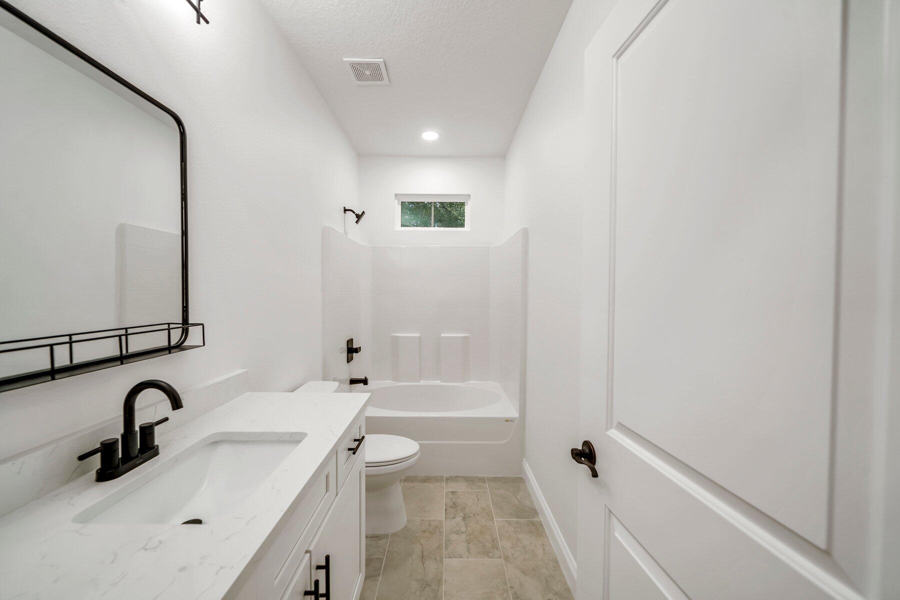 NAVARRE S/D 2ND ADDN - Residential