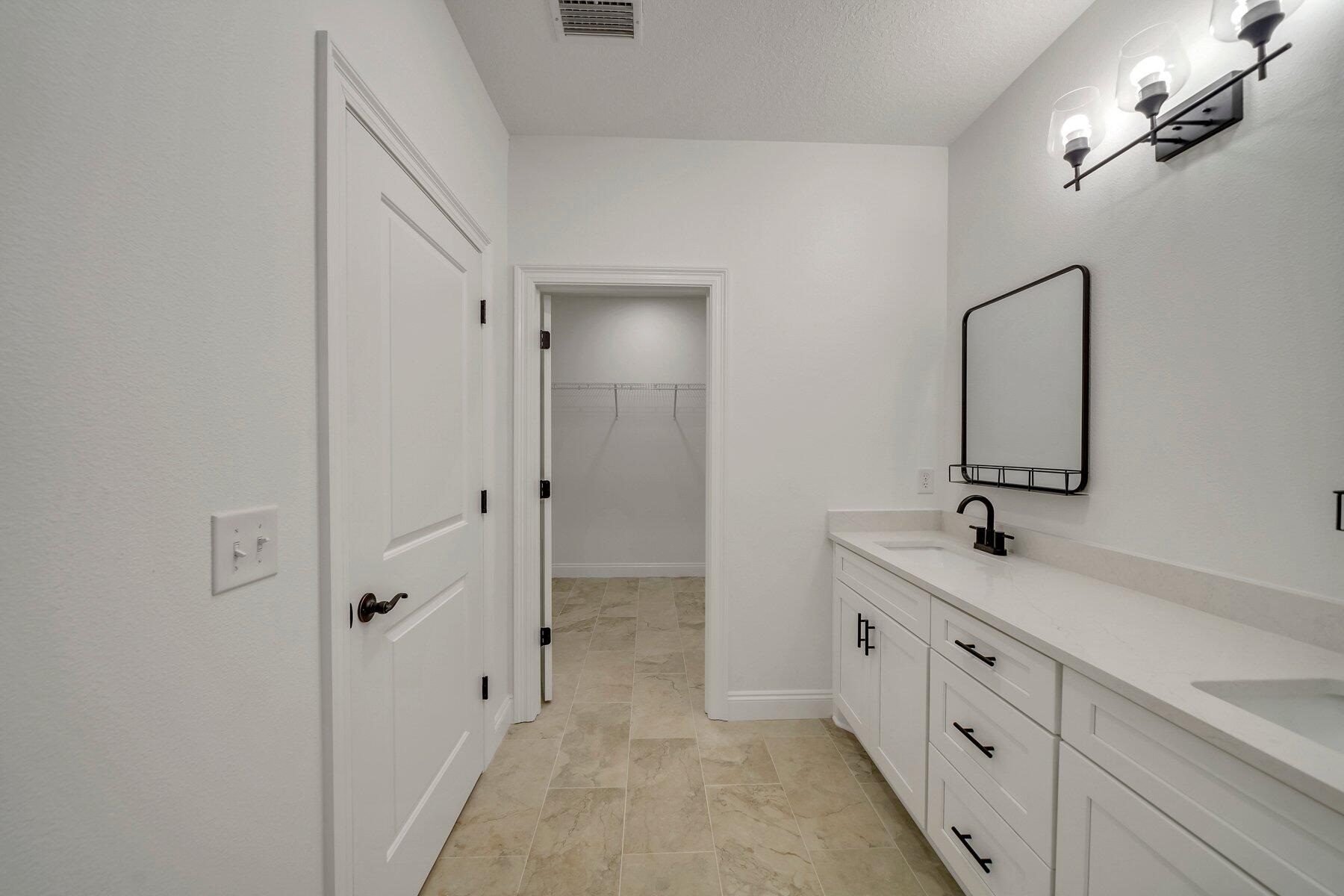 NAVARRE S/D 2ND ADDN - Residential