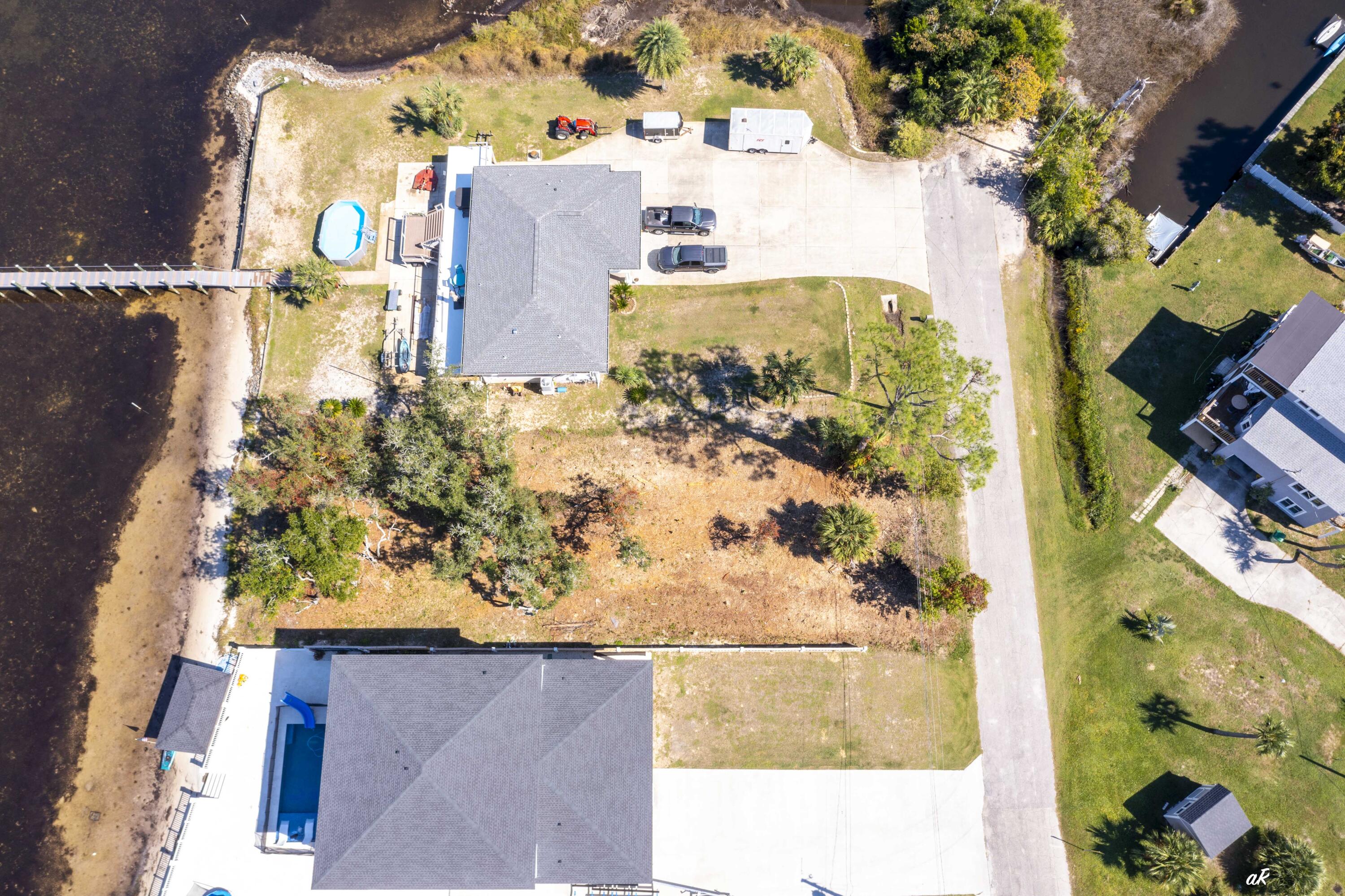 BAYVIEW HEIGHTS - Land