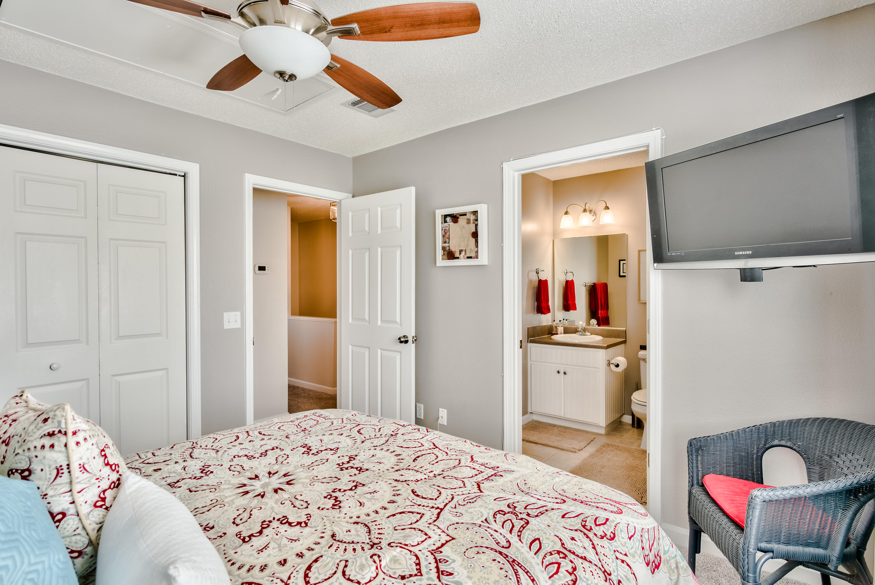 SUMMERLAKE T/H - Residential