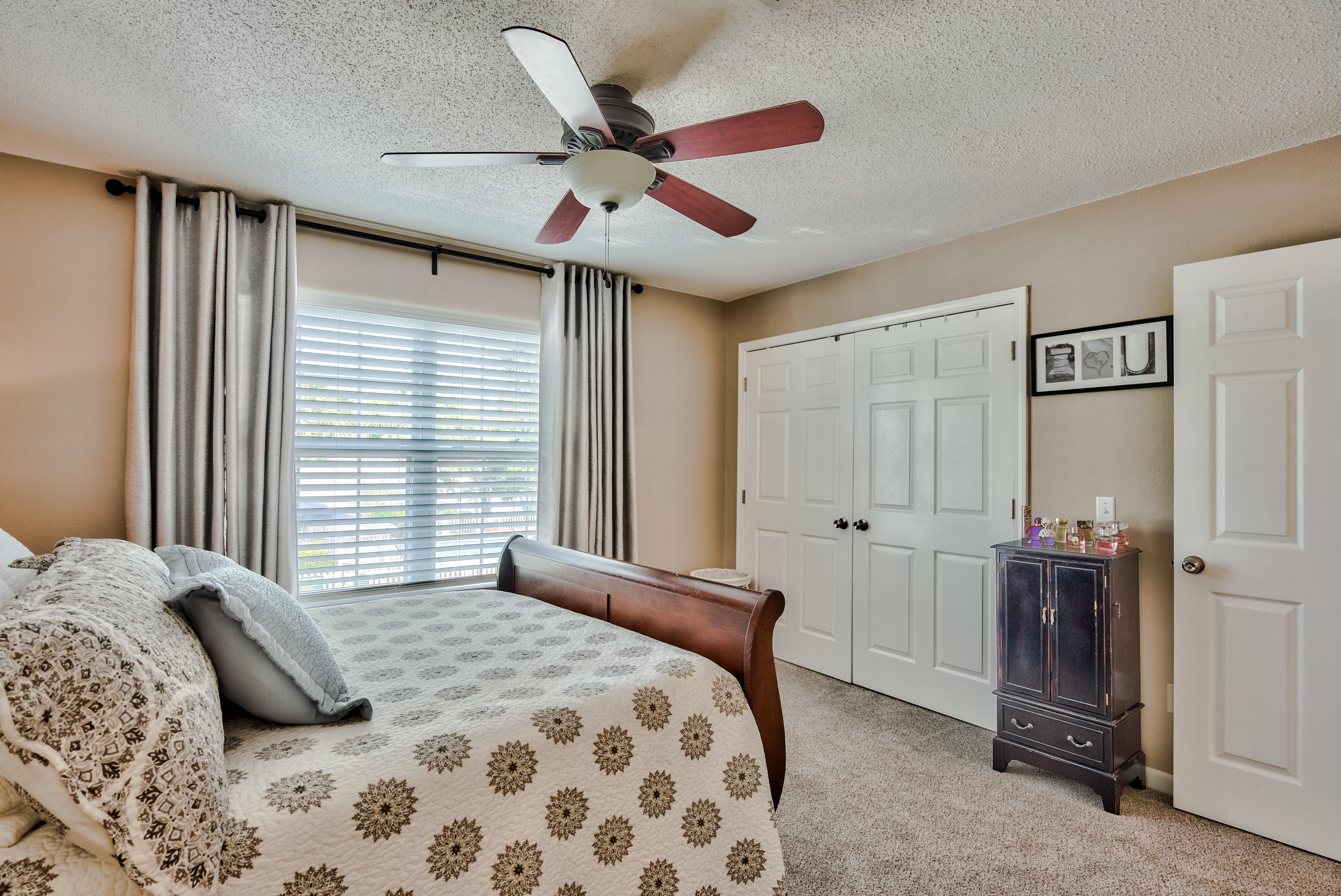 SUMMERLAKE T/H - Residential