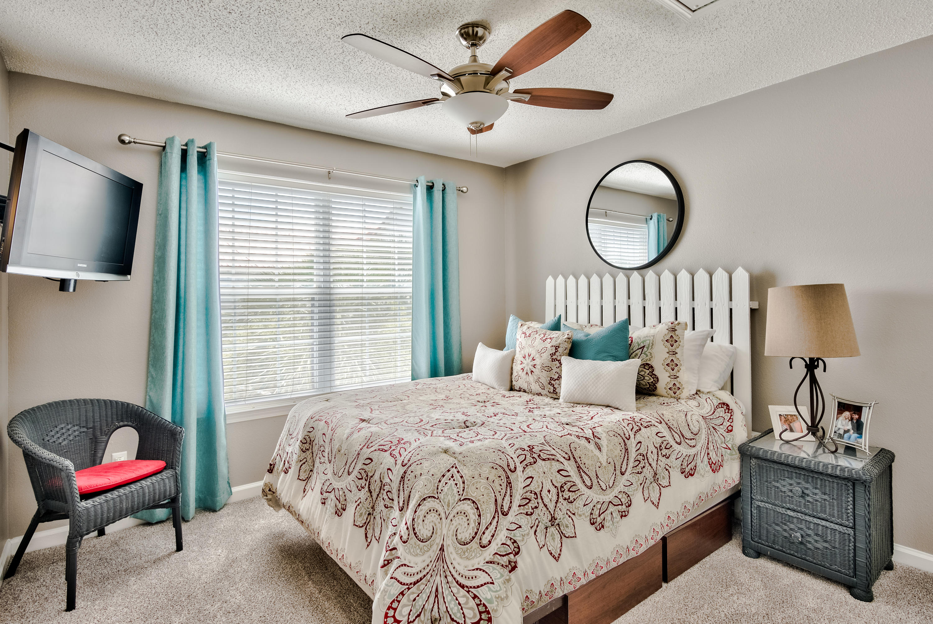 SUMMERLAKE T/H - Residential