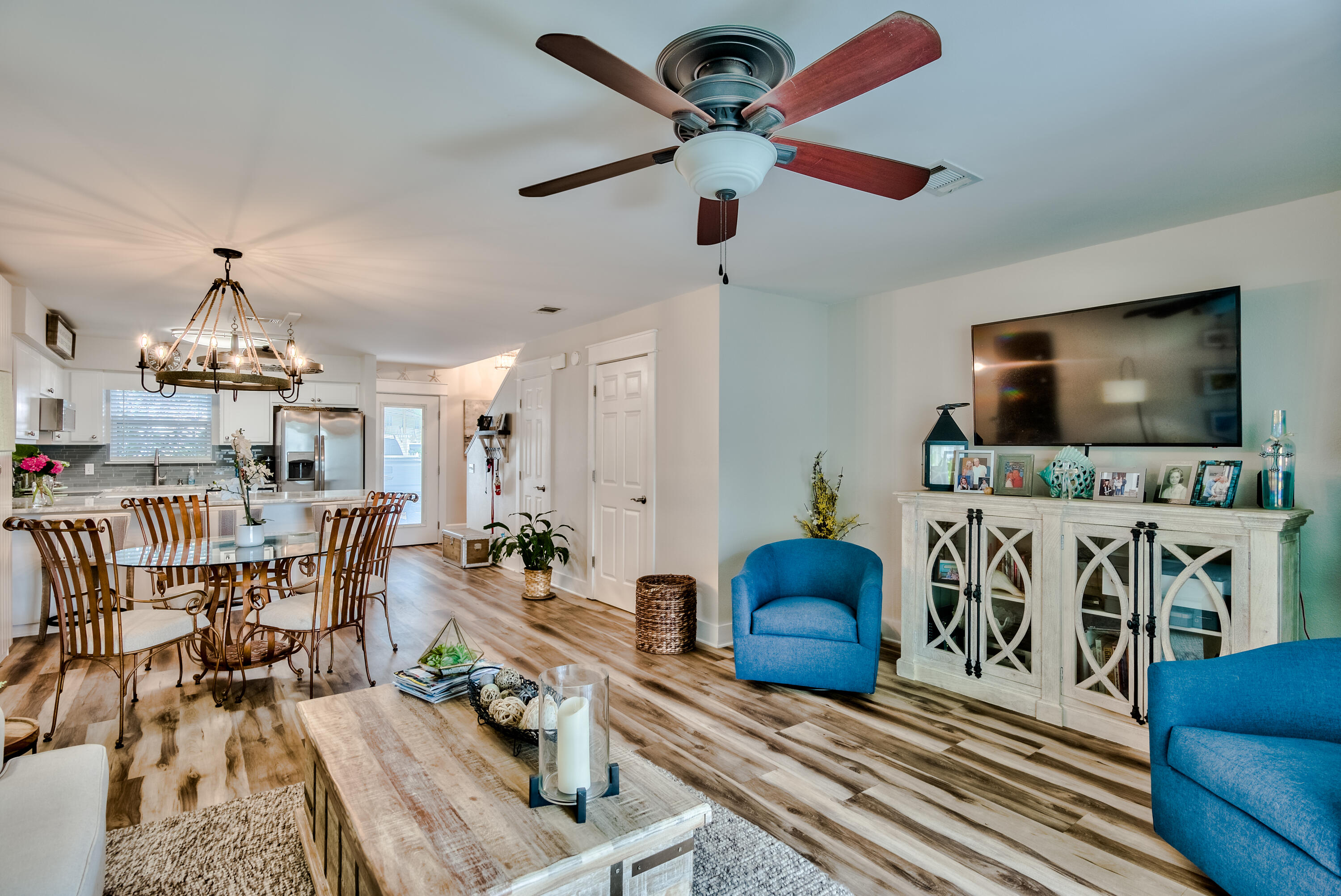 SUMMERLAKE T/H - Residential