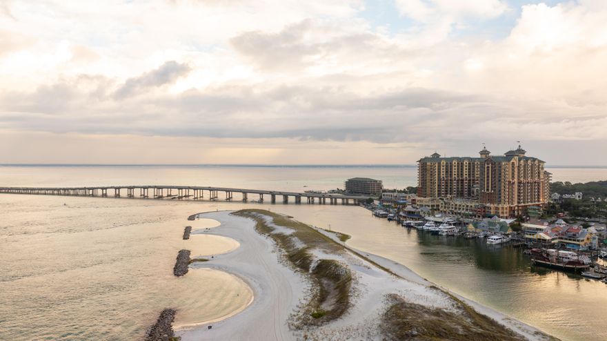 Beautiful condo with views of the Harbor and Gulf. This unit will make a great rental or wonderful Home. Offers 2 Bedroom and 2 full baths plus a bonus bunk room. The Emerald Grande is a short walk  to all the activities that the Harbor has to offer.Restaurants,  Deepsea fishing Charters, Shops and festivals.Full service Spa, Sauna, Steam room, Fitness Center, Pools, Room service, Hot Tub, Room Service, Front desk ,ETC...Private boat shuttle to a beach with beach chairs and umbrellas.