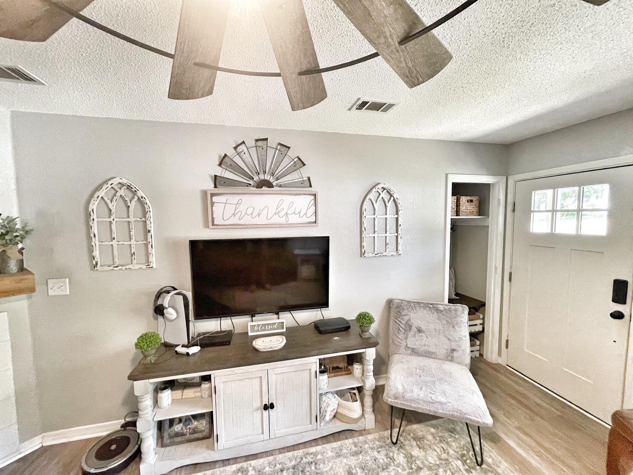 JUNIPER HILLS UNIT 1 - Residential