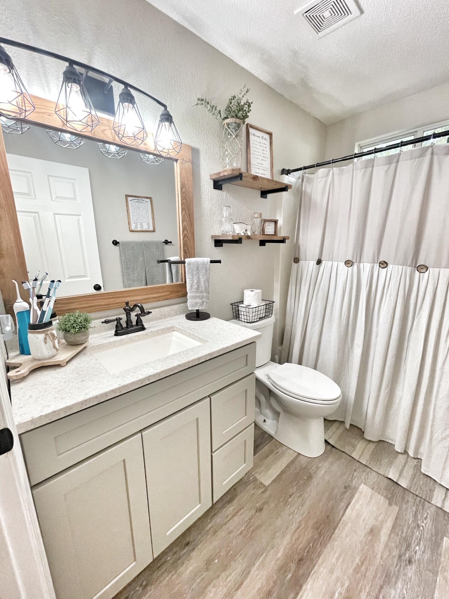 JUNIPER HILLS UNIT 1 - Residential