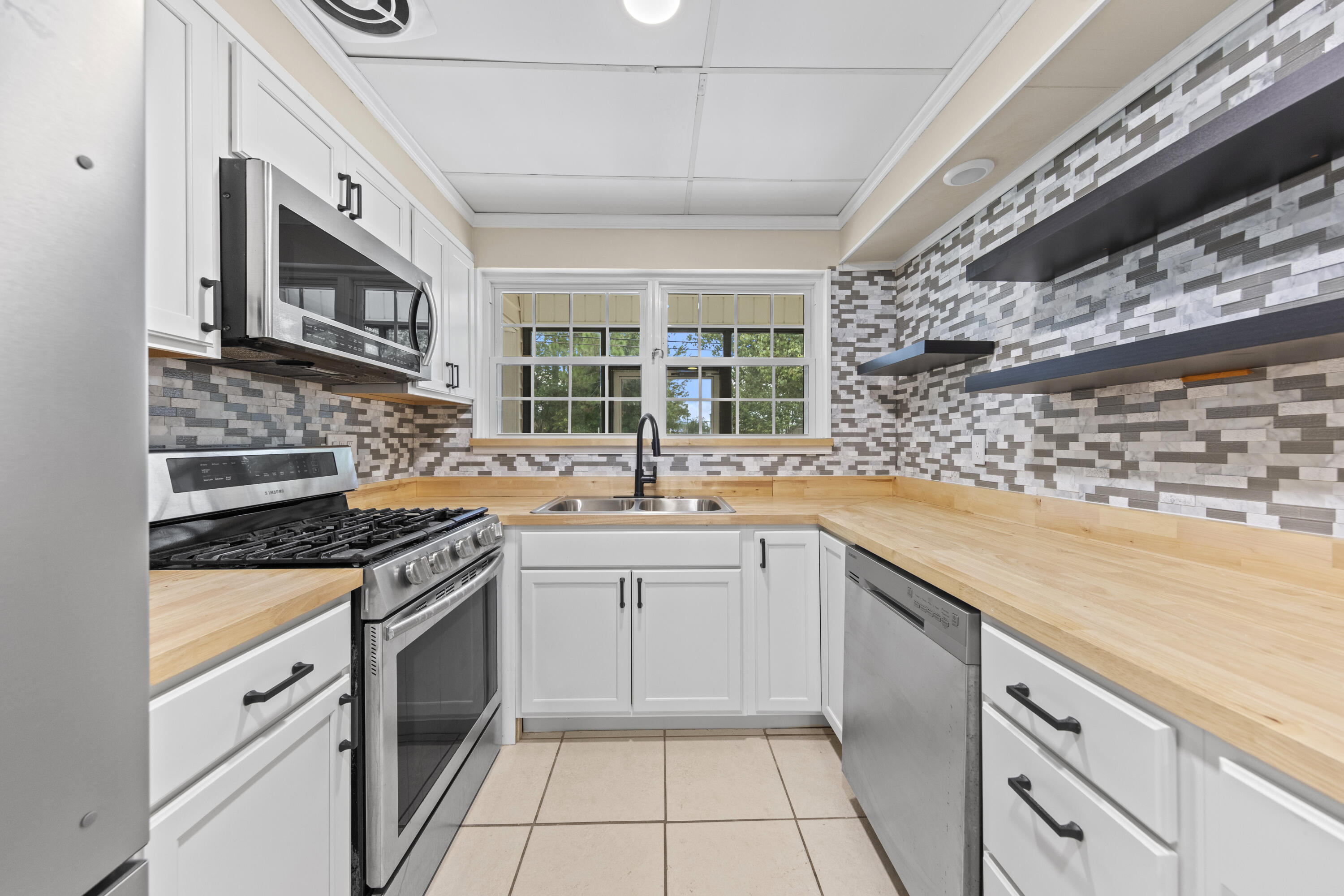 SEABREEZE ADD #4 - Residential