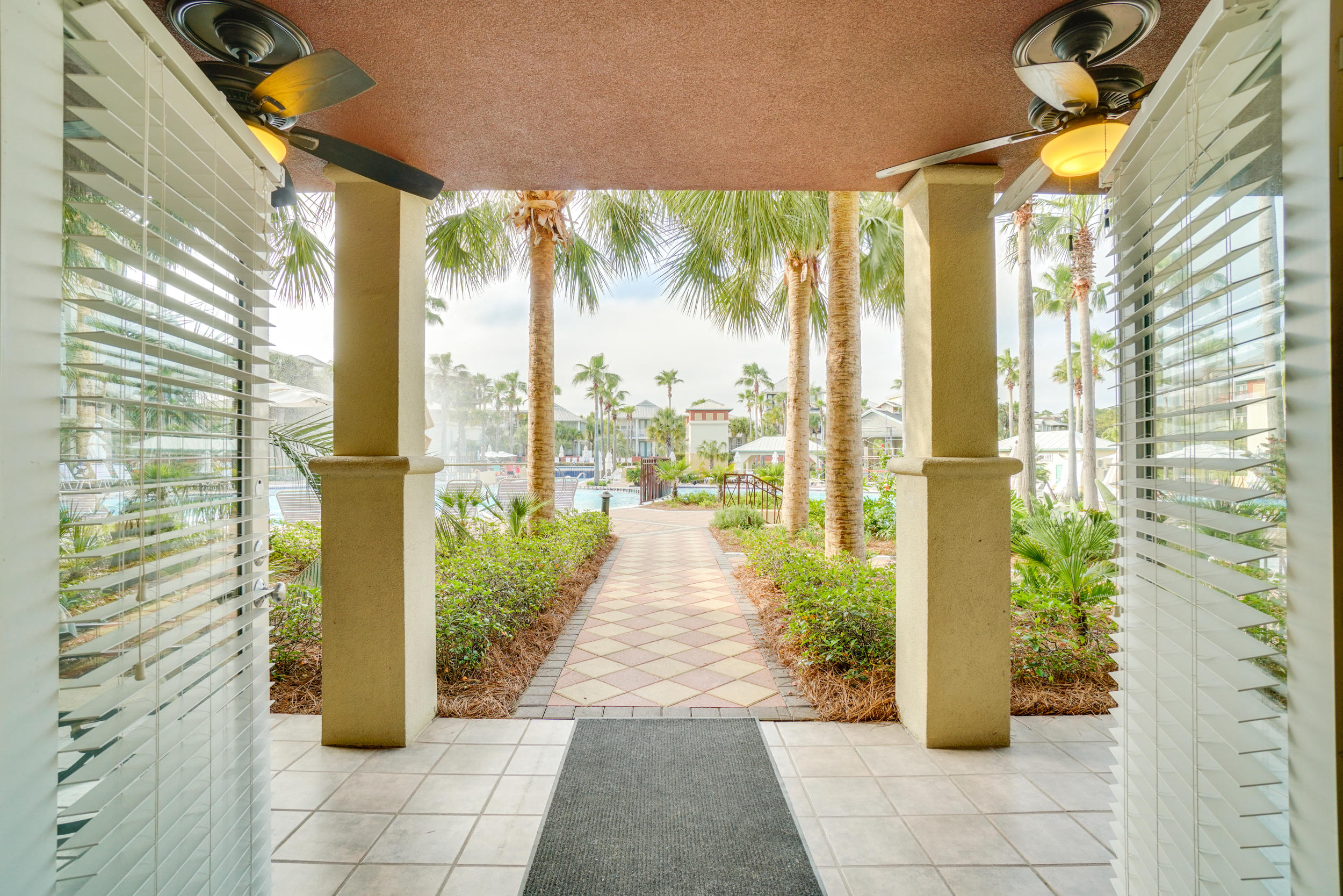 VILLAS AT SEACREST BEACH - Residential