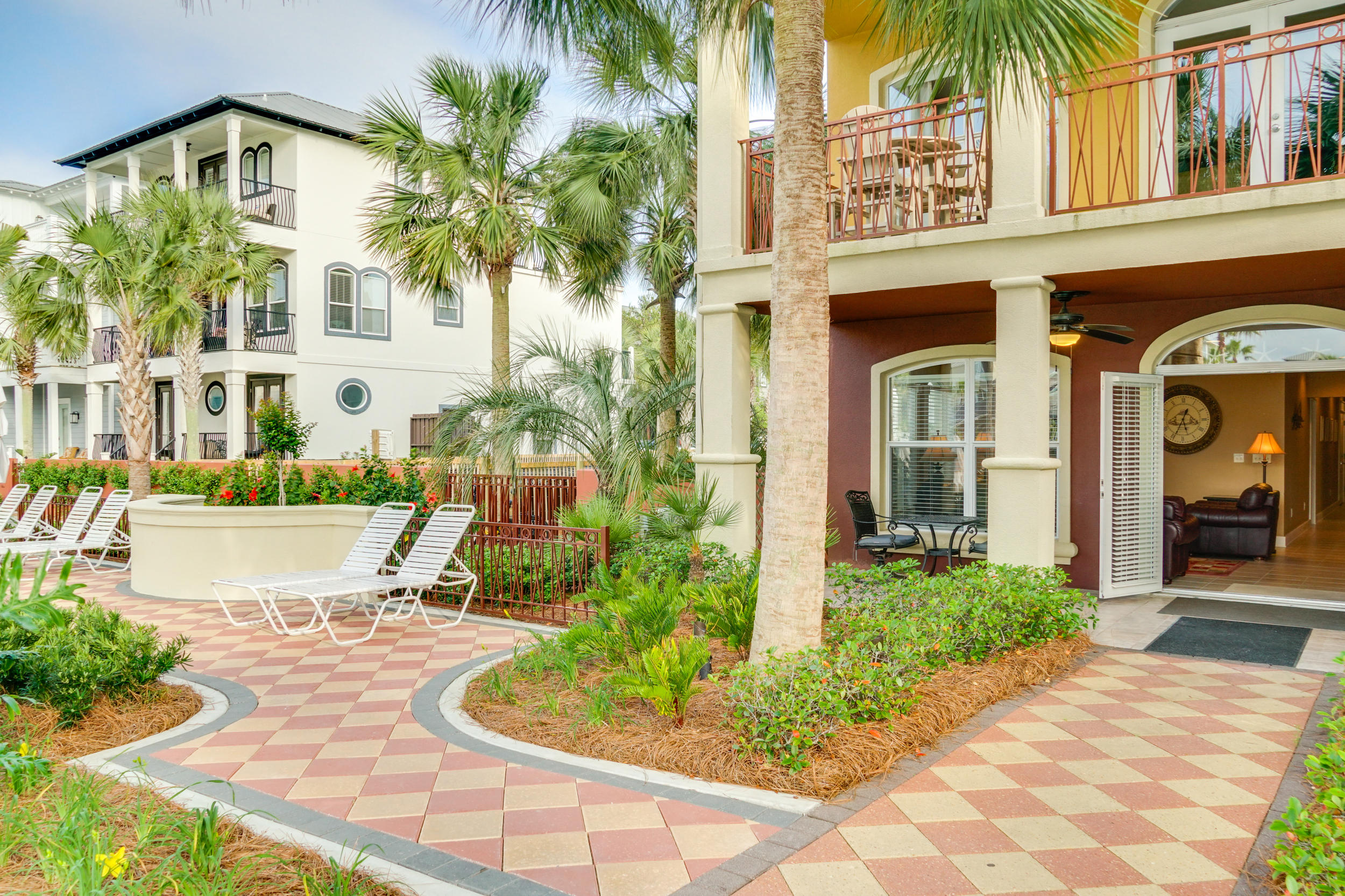 VILLAS AT SEACREST BEACH - Residential