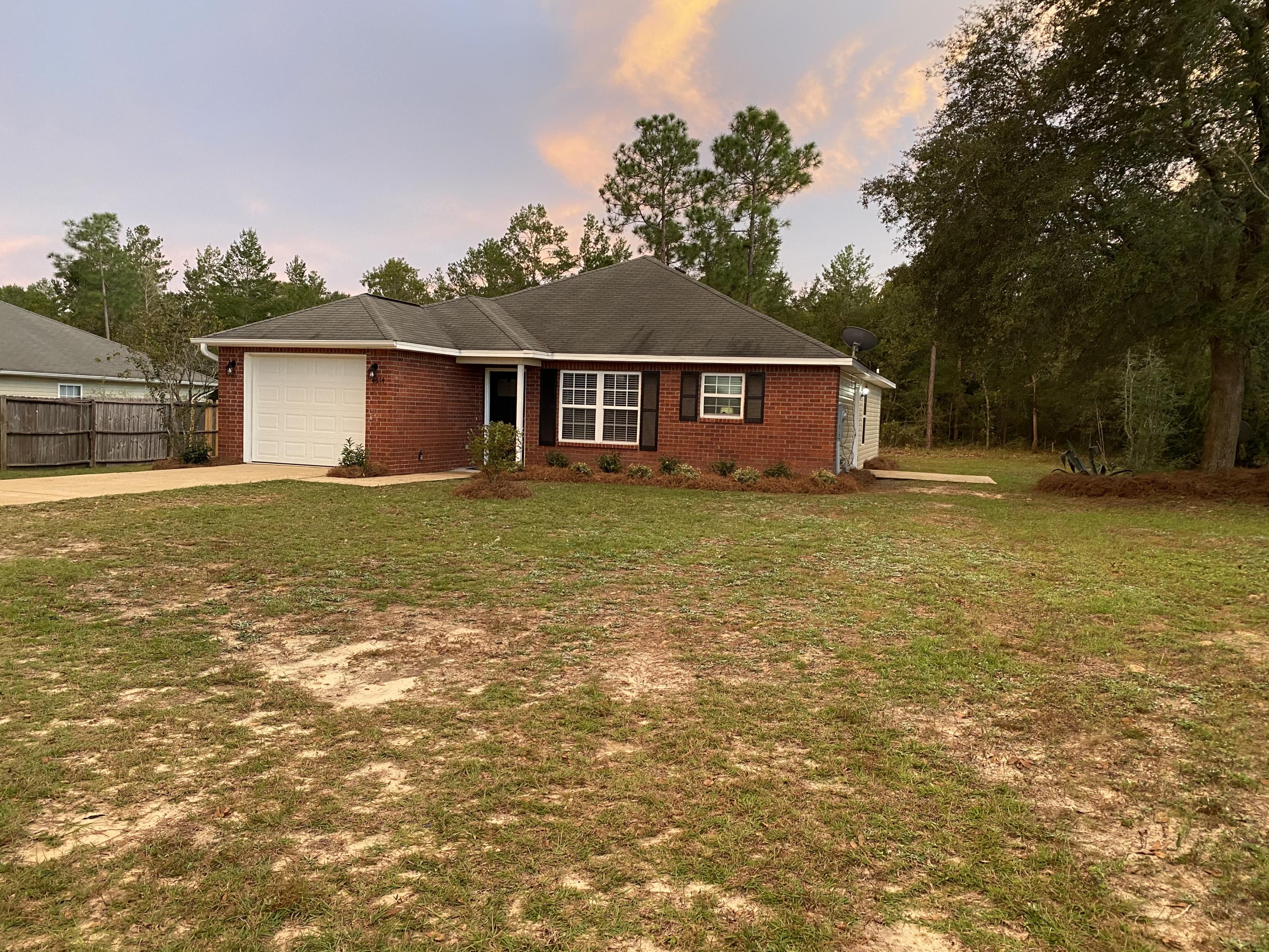 THE PINES - Residential