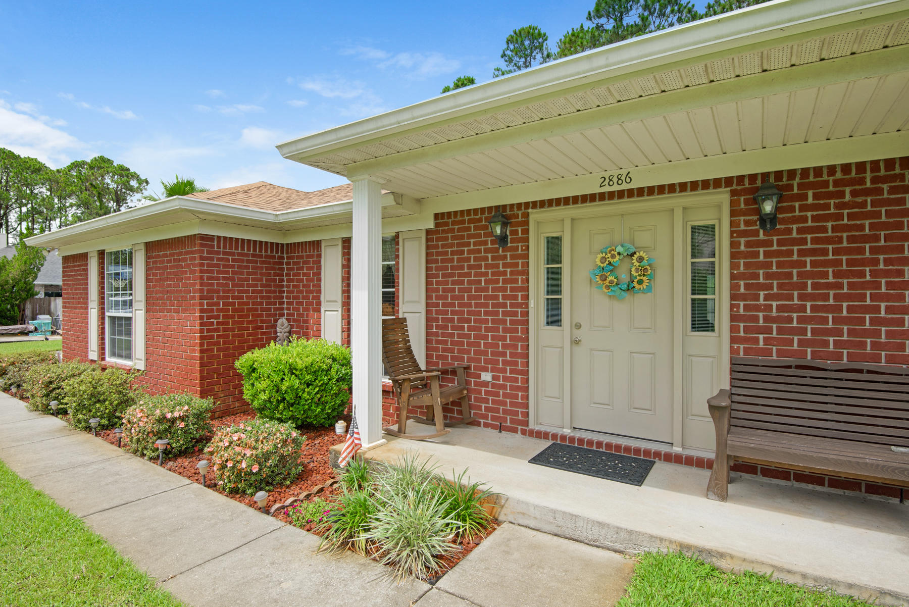 WHISPER BAY - Residential