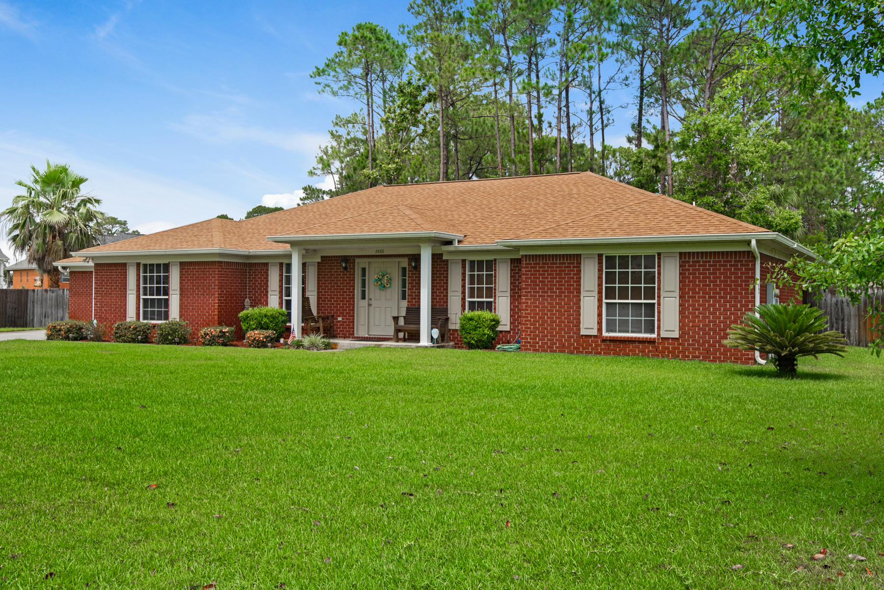 WHISPER BAY - Residential