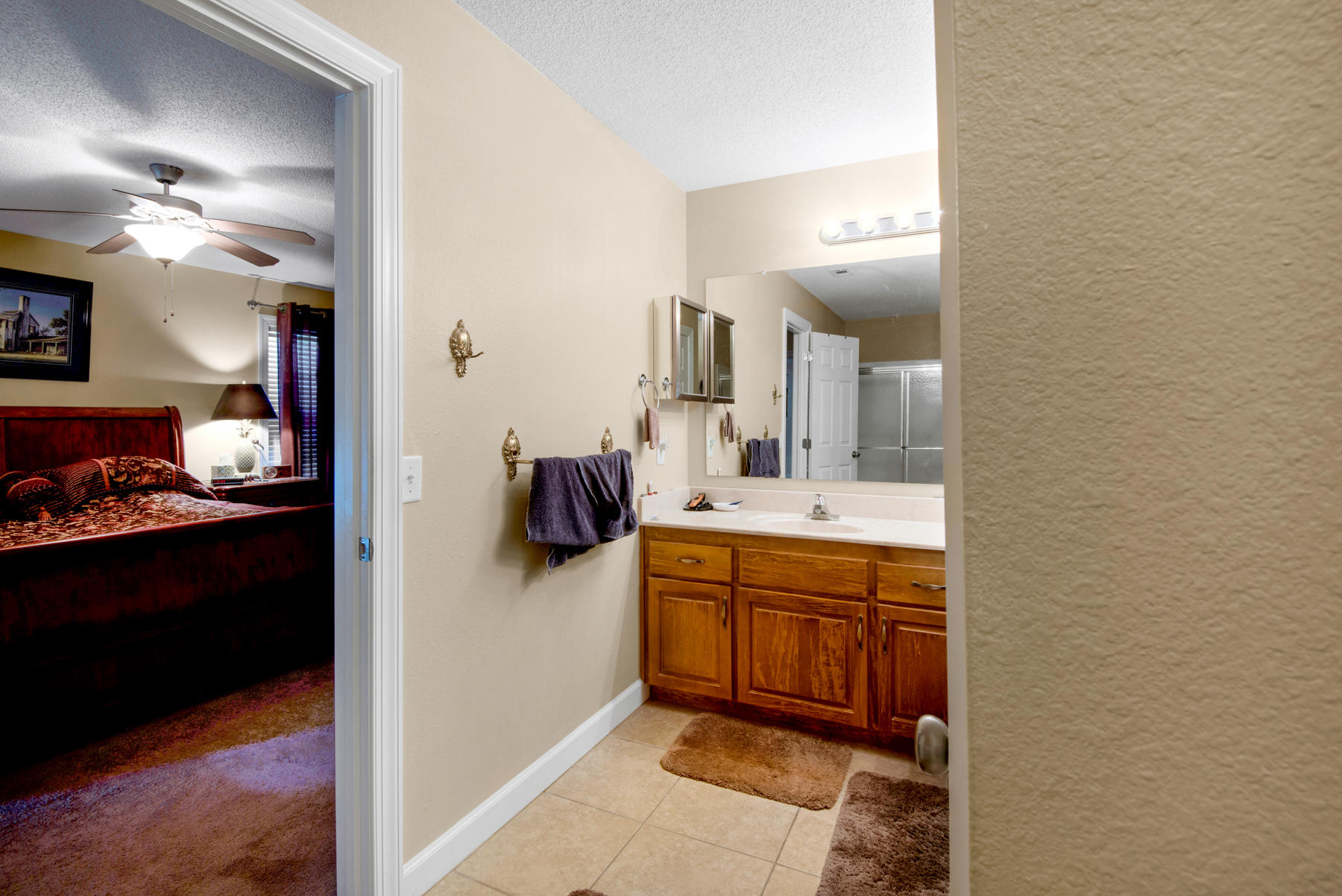 WHISPER BAY - Residential