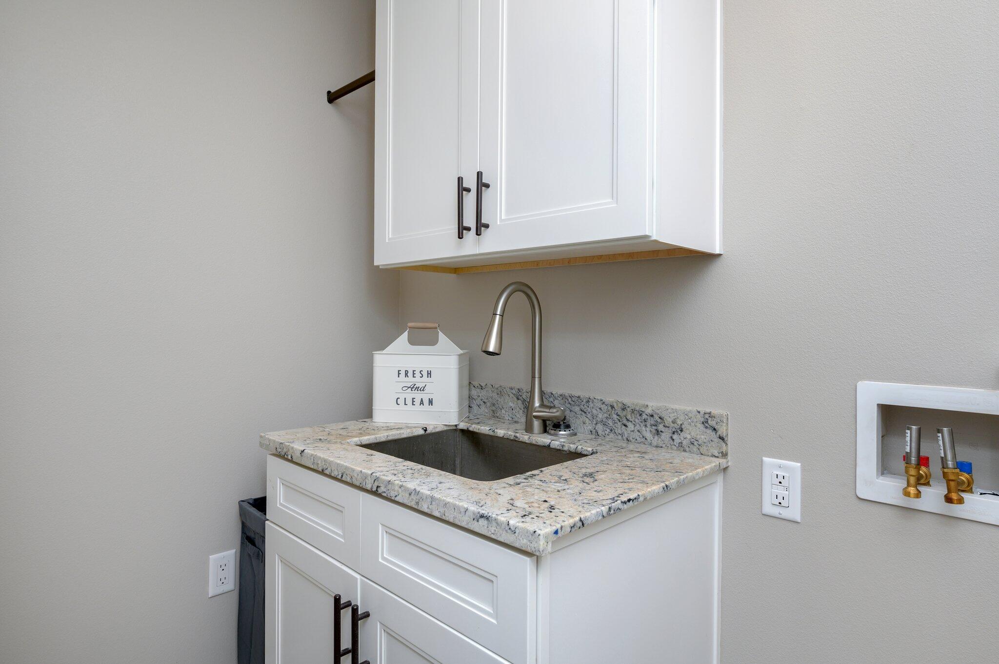 QUIET OAKS S/D - Residential