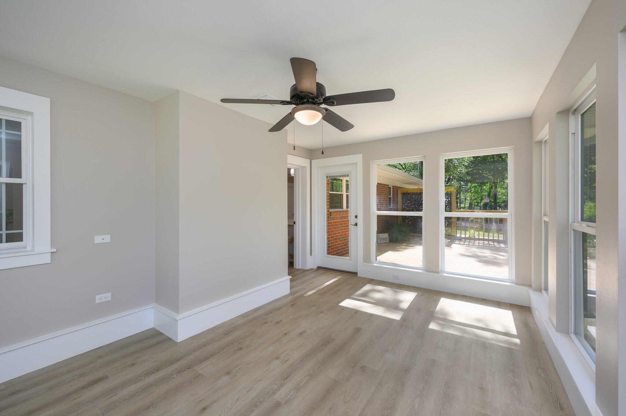 QUIET OAKS S/D - Residential