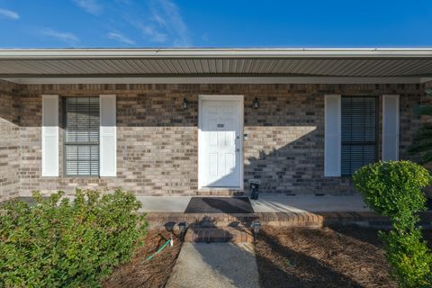 A home in Navarre