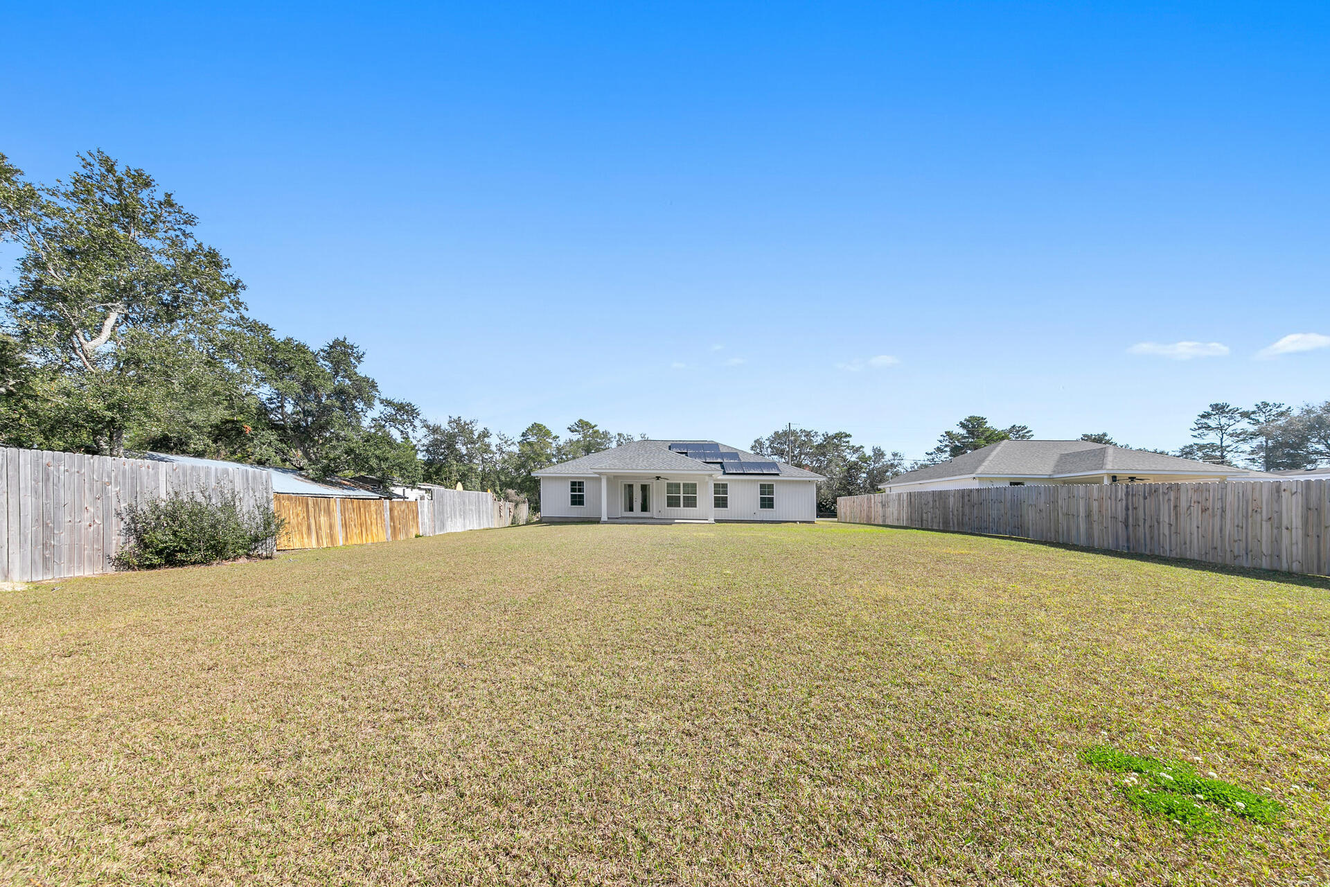 EAST BAY HEIGHTS - Residential