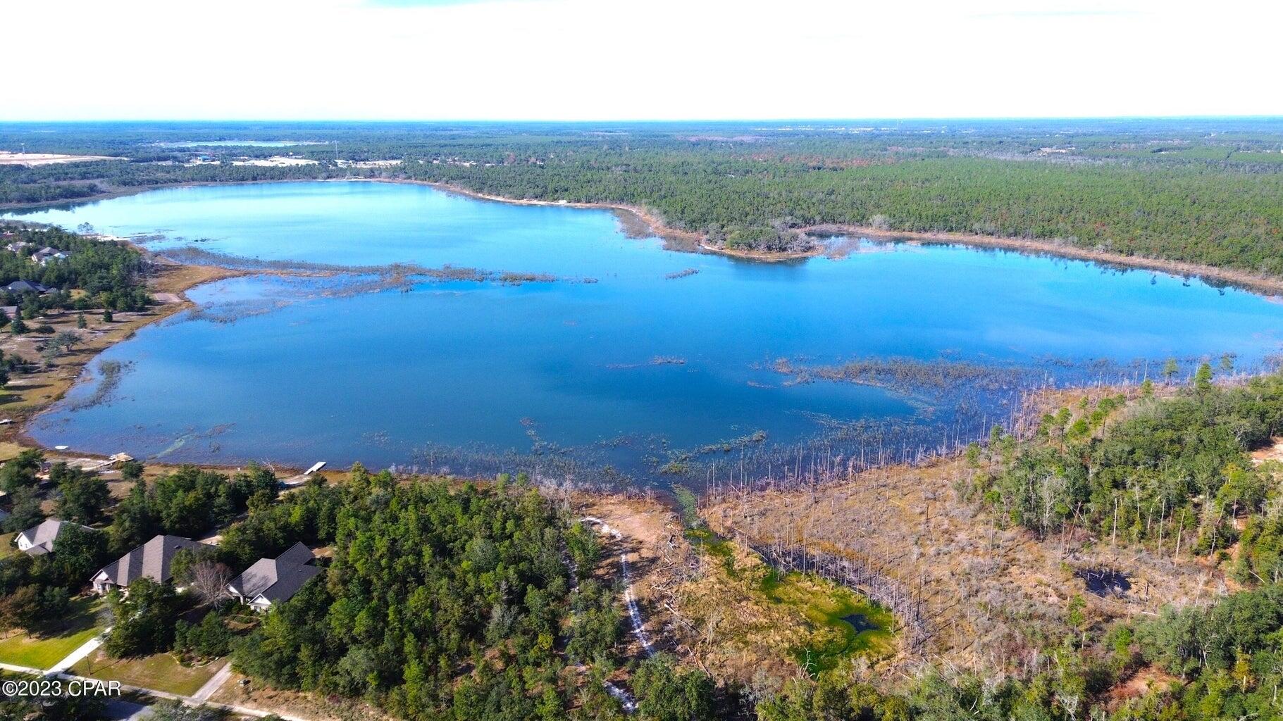 Lake Merial - Residential