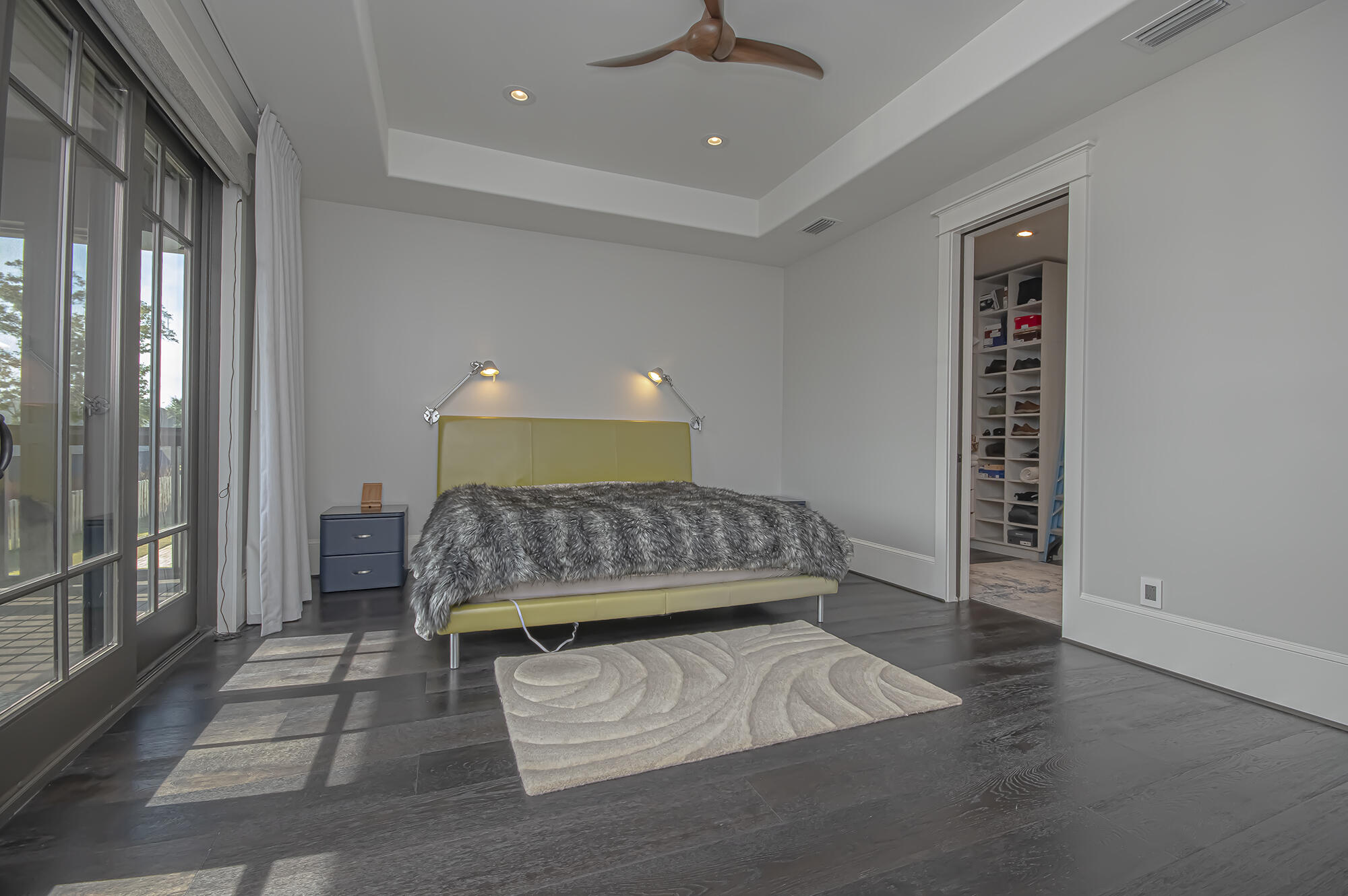 Lake Merial - Residential