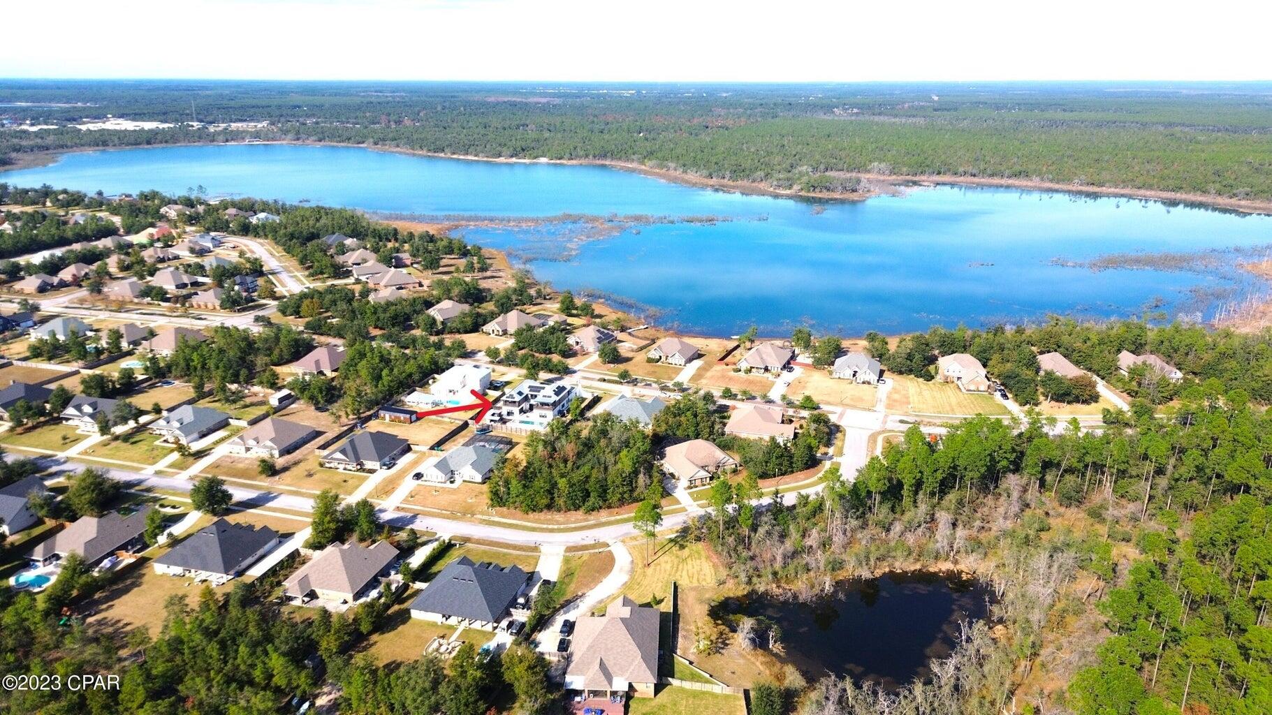Lake Merial - Residential
