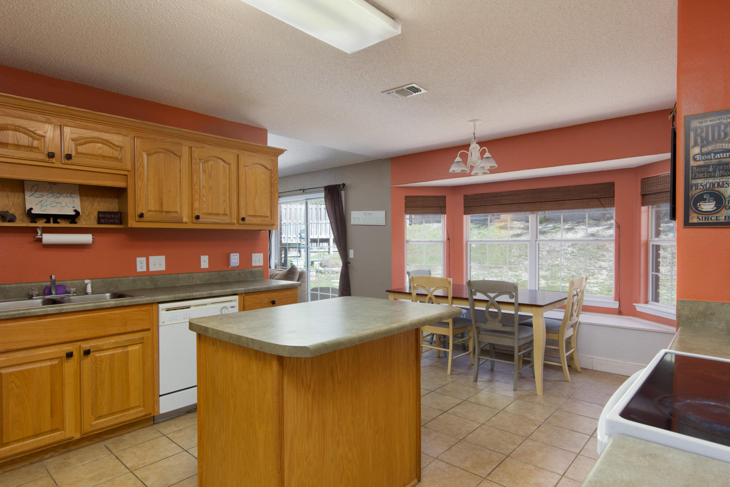 FOX VALLEY - Residential