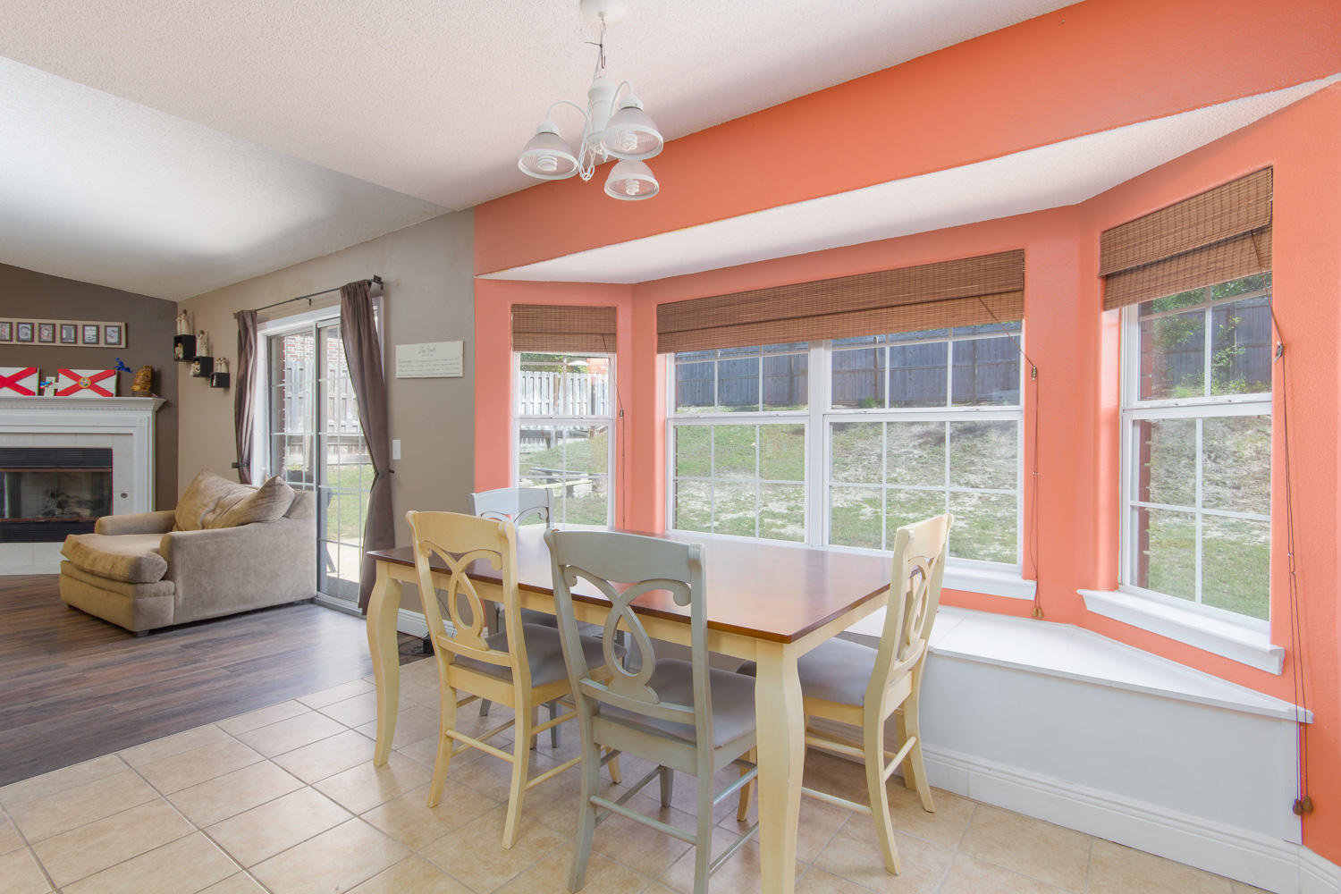 FOX VALLEY - Residential