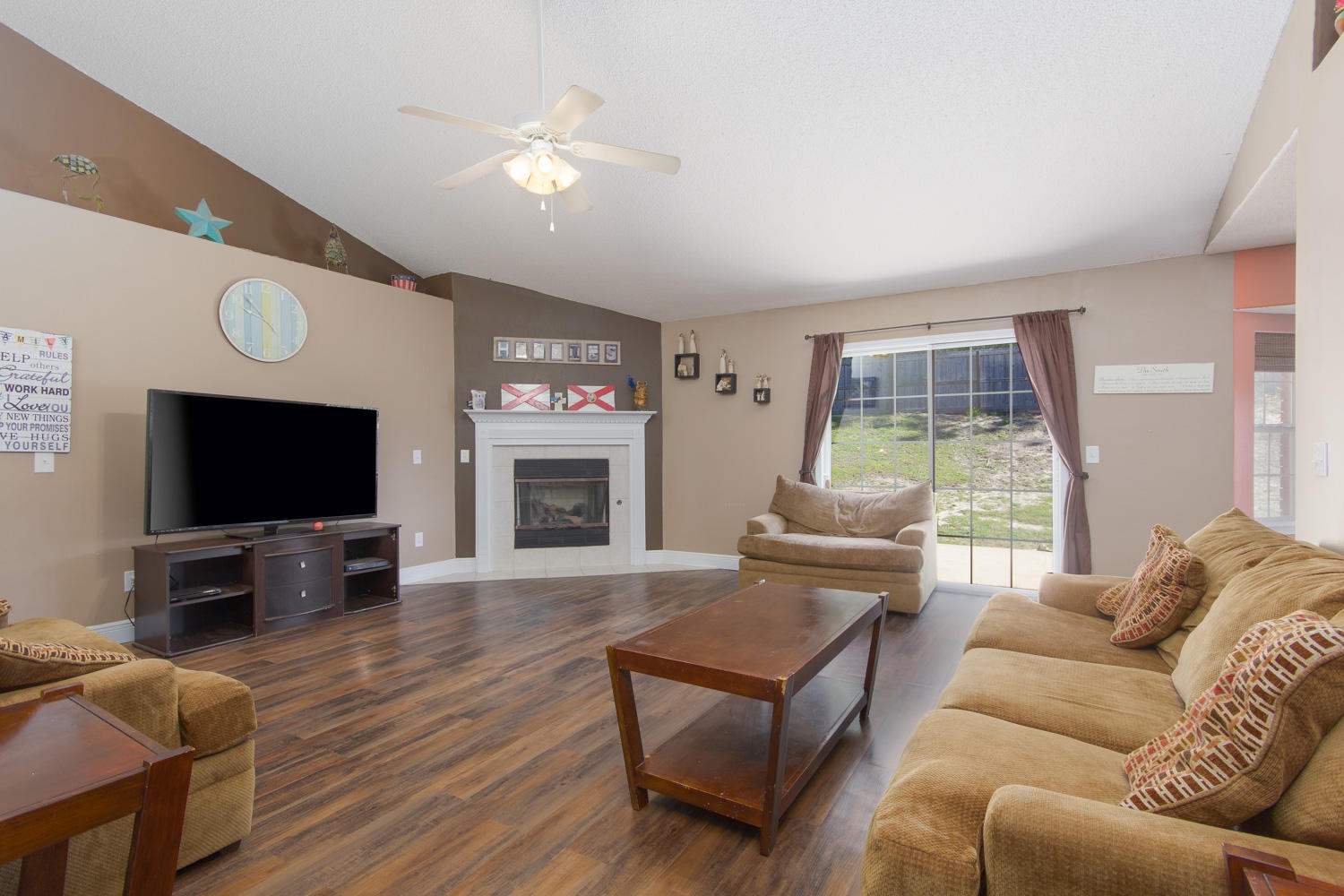 FOX VALLEY - Residential