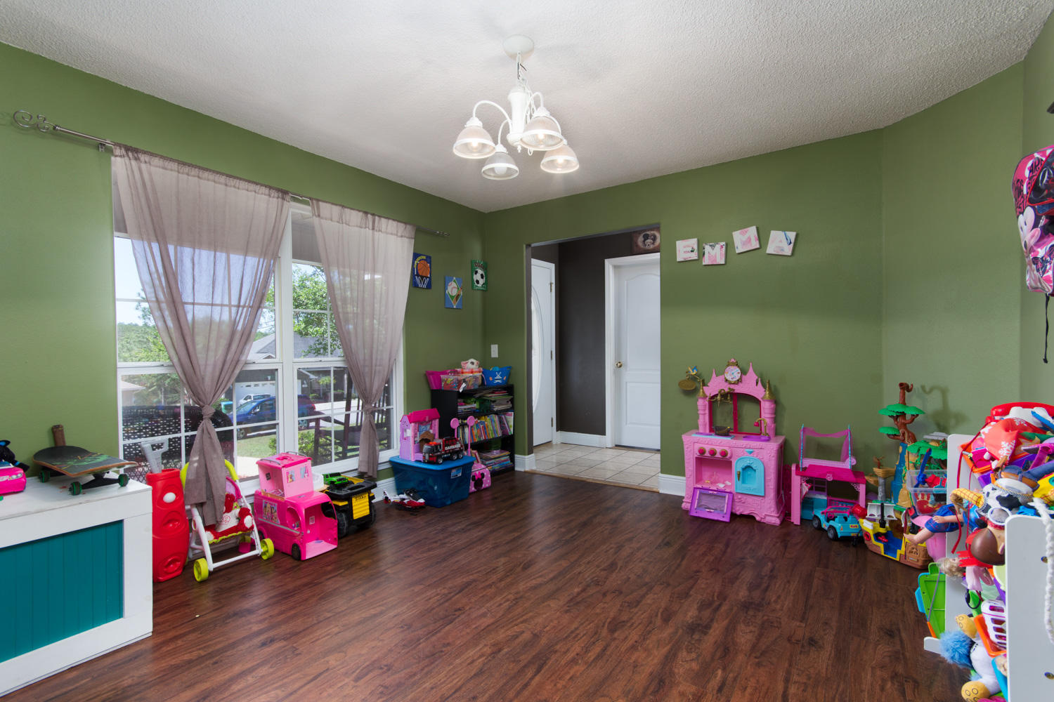 FOX VALLEY - Residential