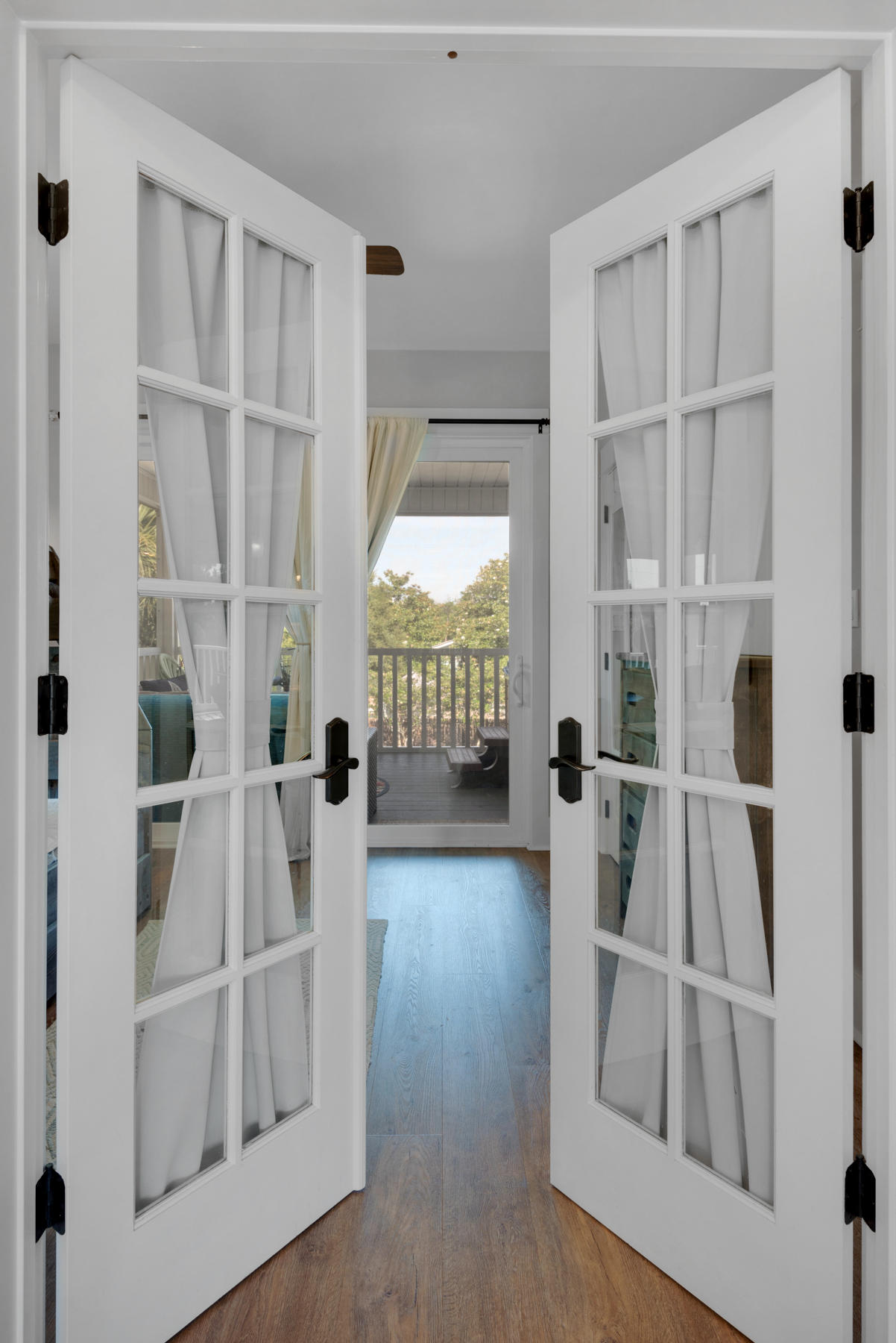 CRYSTAL BEACH - Residential