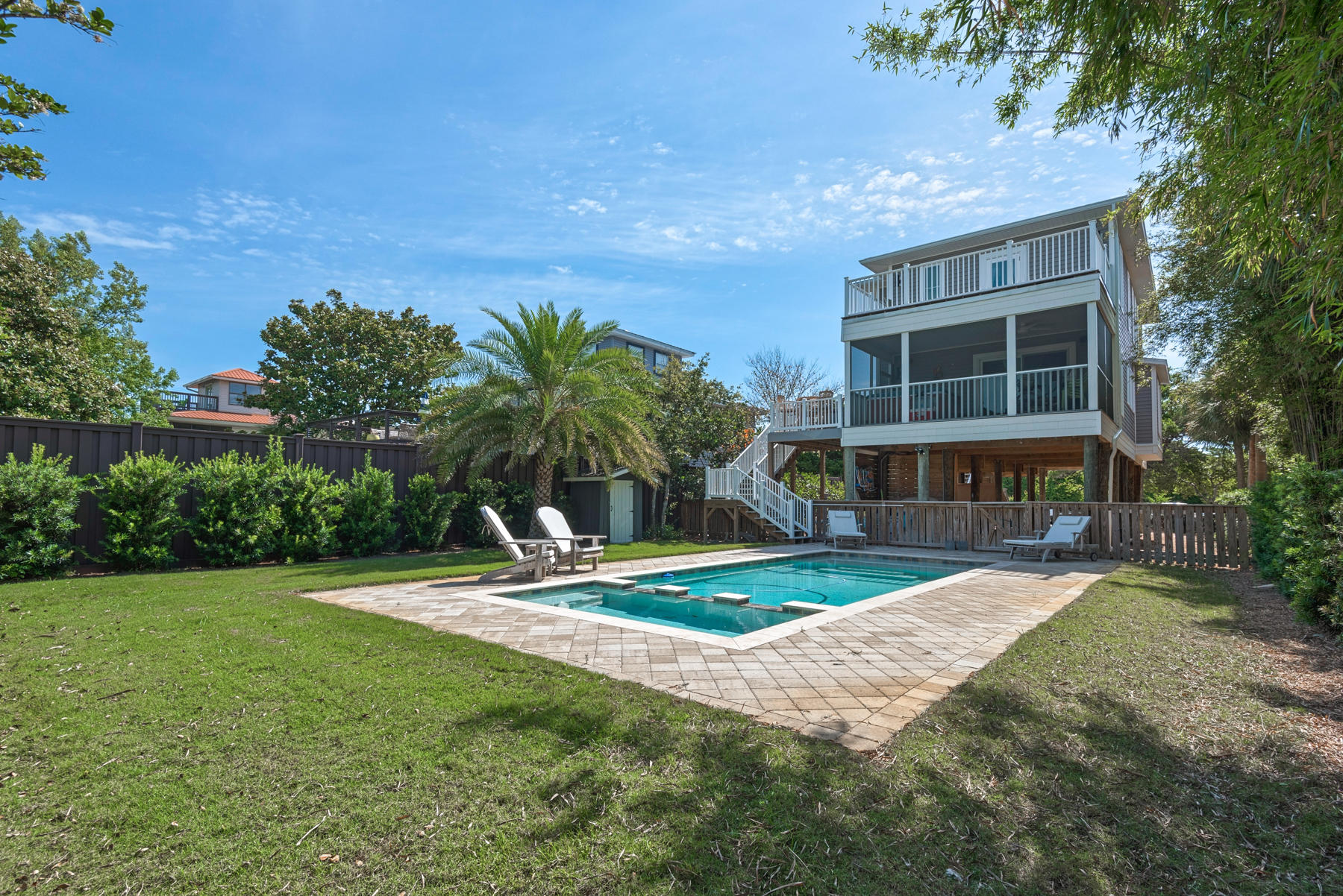 CRYSTAL BEACH - Residential