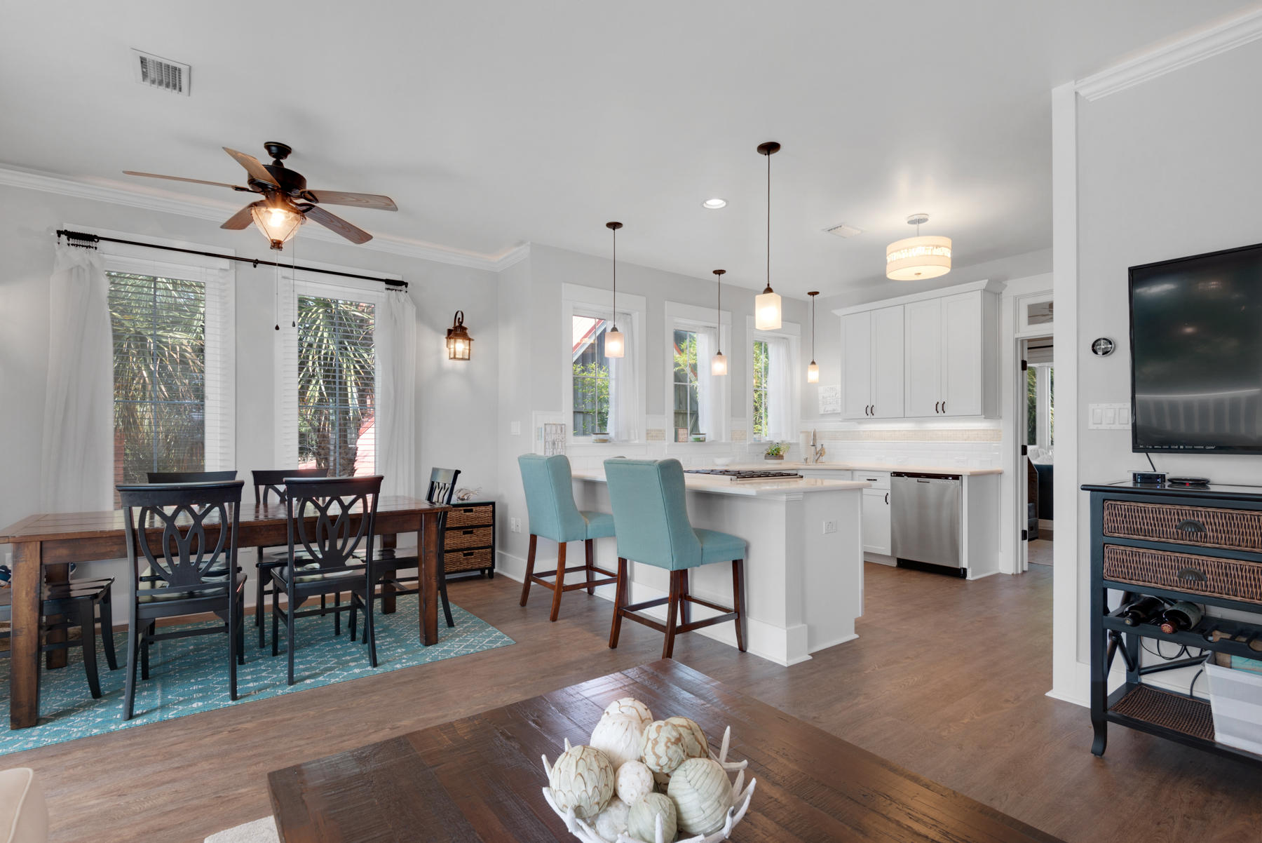 CRYSTAL BEACH - Residential