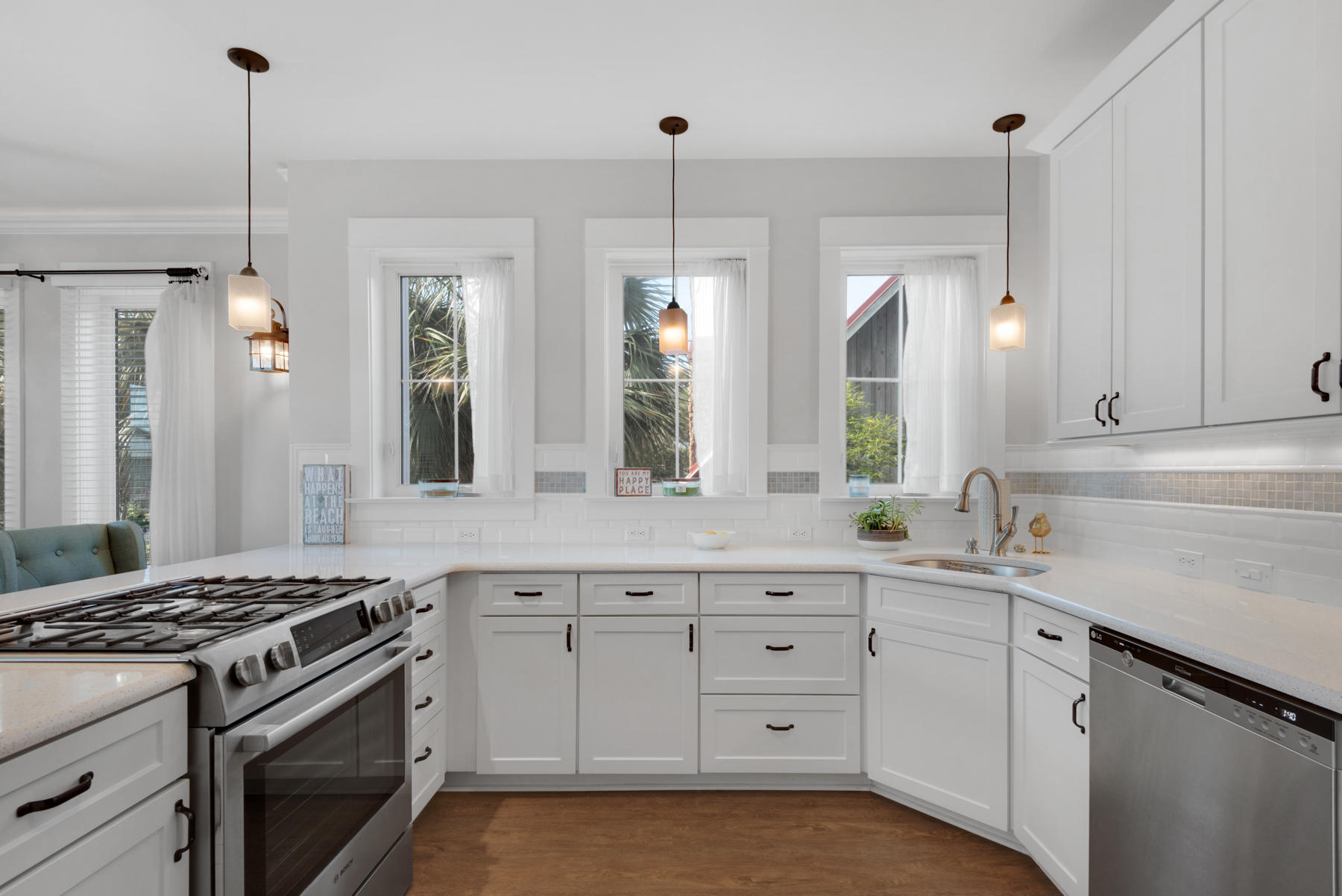 CRYSTAL BEACH - Residential